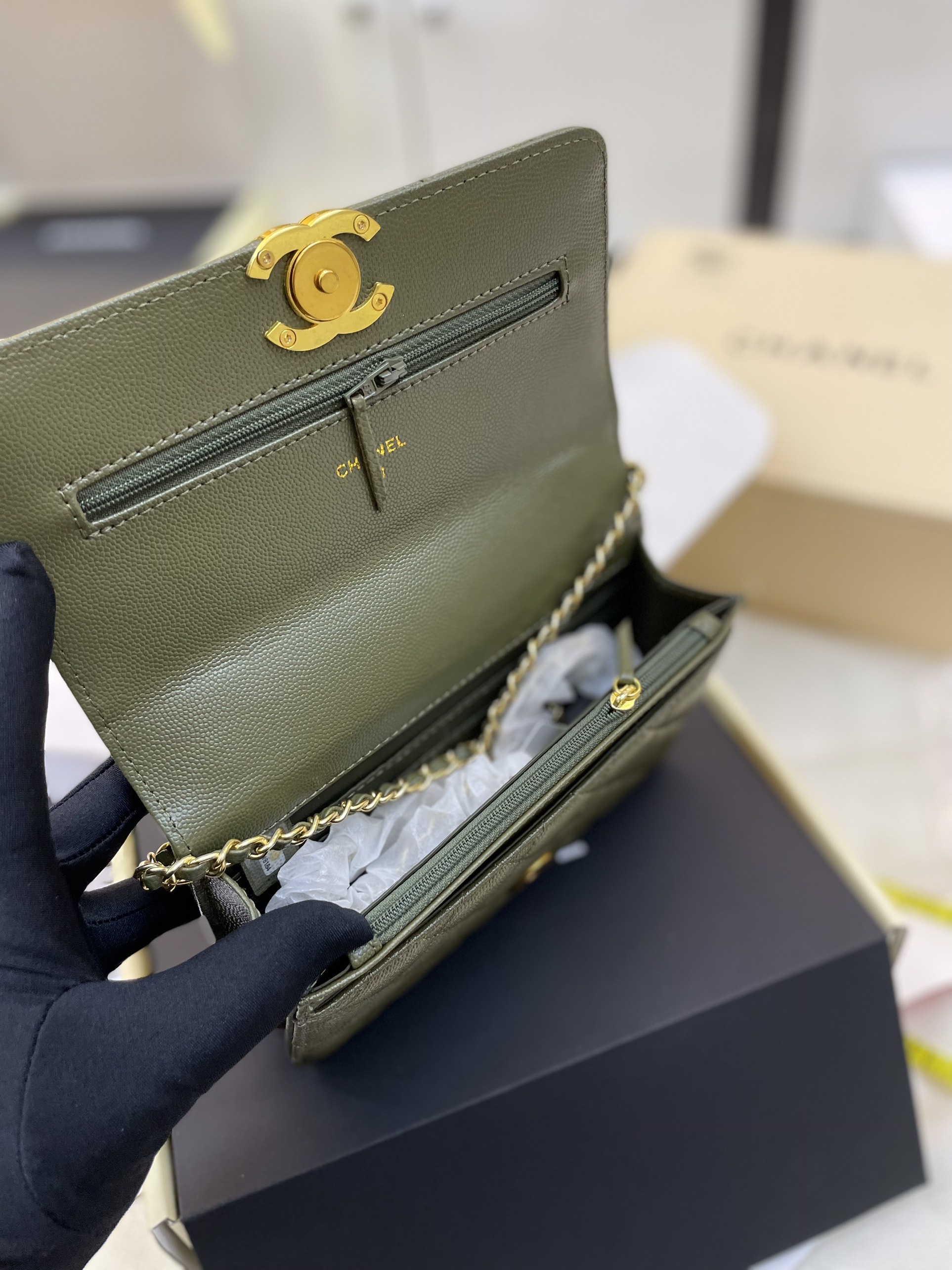 Túi Xách Chanel Super Coco First Mini Caviar Ghw Màu Rêu