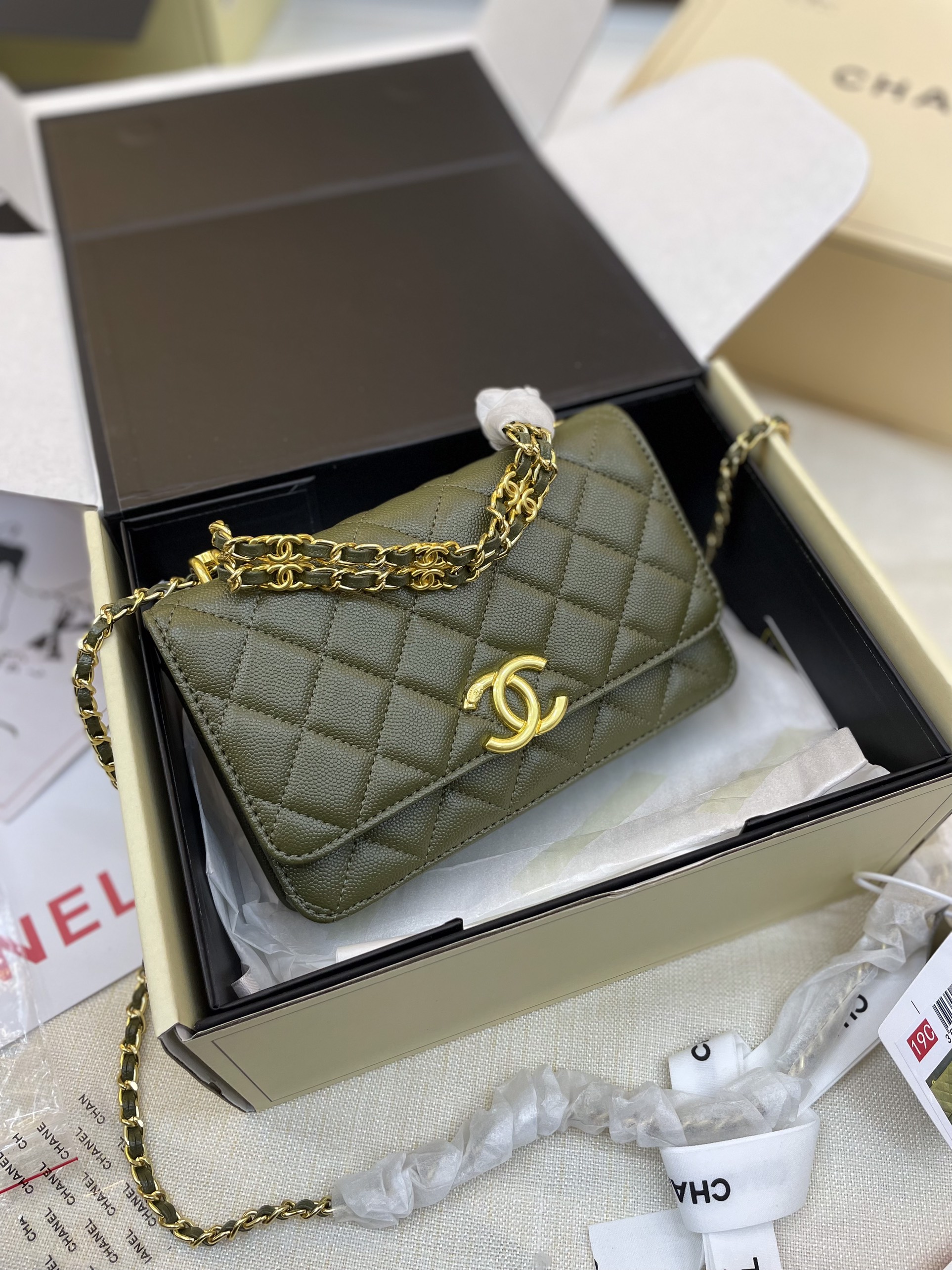 Túi Xách Chanel Super Coco First Mini Caviar Ghw Màu Rêu