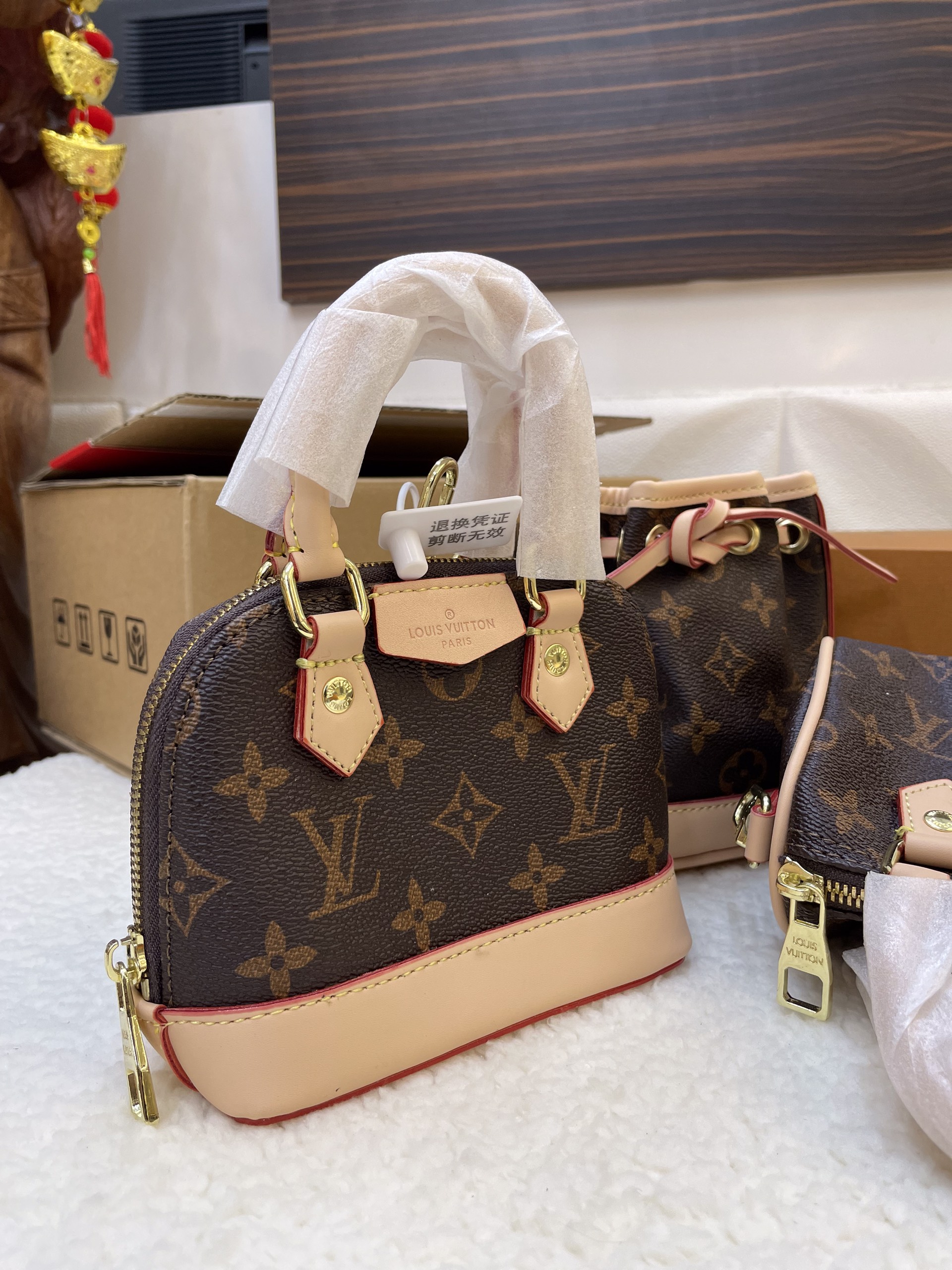 Túi Xách LV Super 3 Kiểu ALMA BB HANDBAG - Crossbody -  Mini Noe Size 15 cm