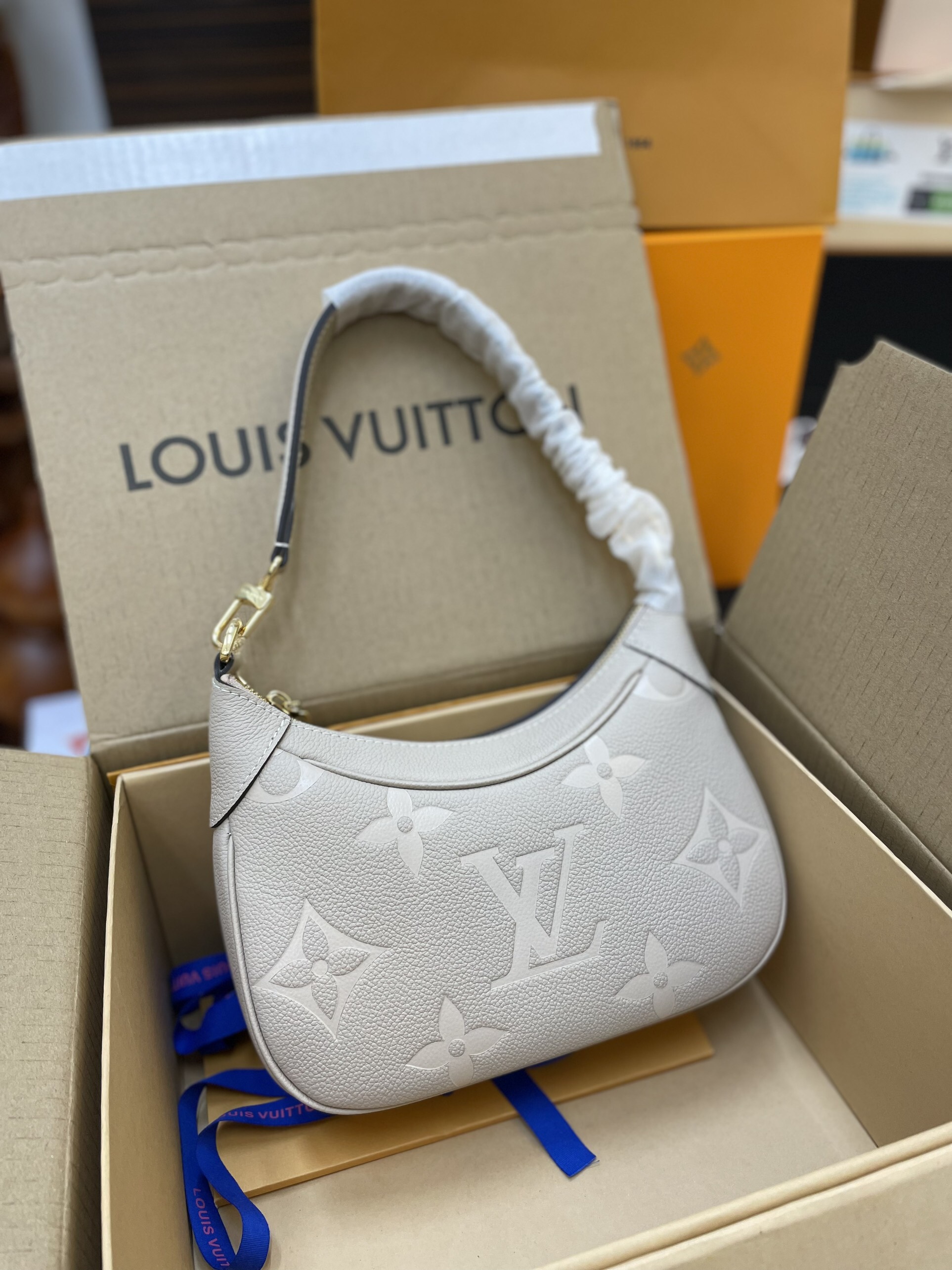 Túi Xách LV Siêu Cấp BAGATELLE Màu Trắng