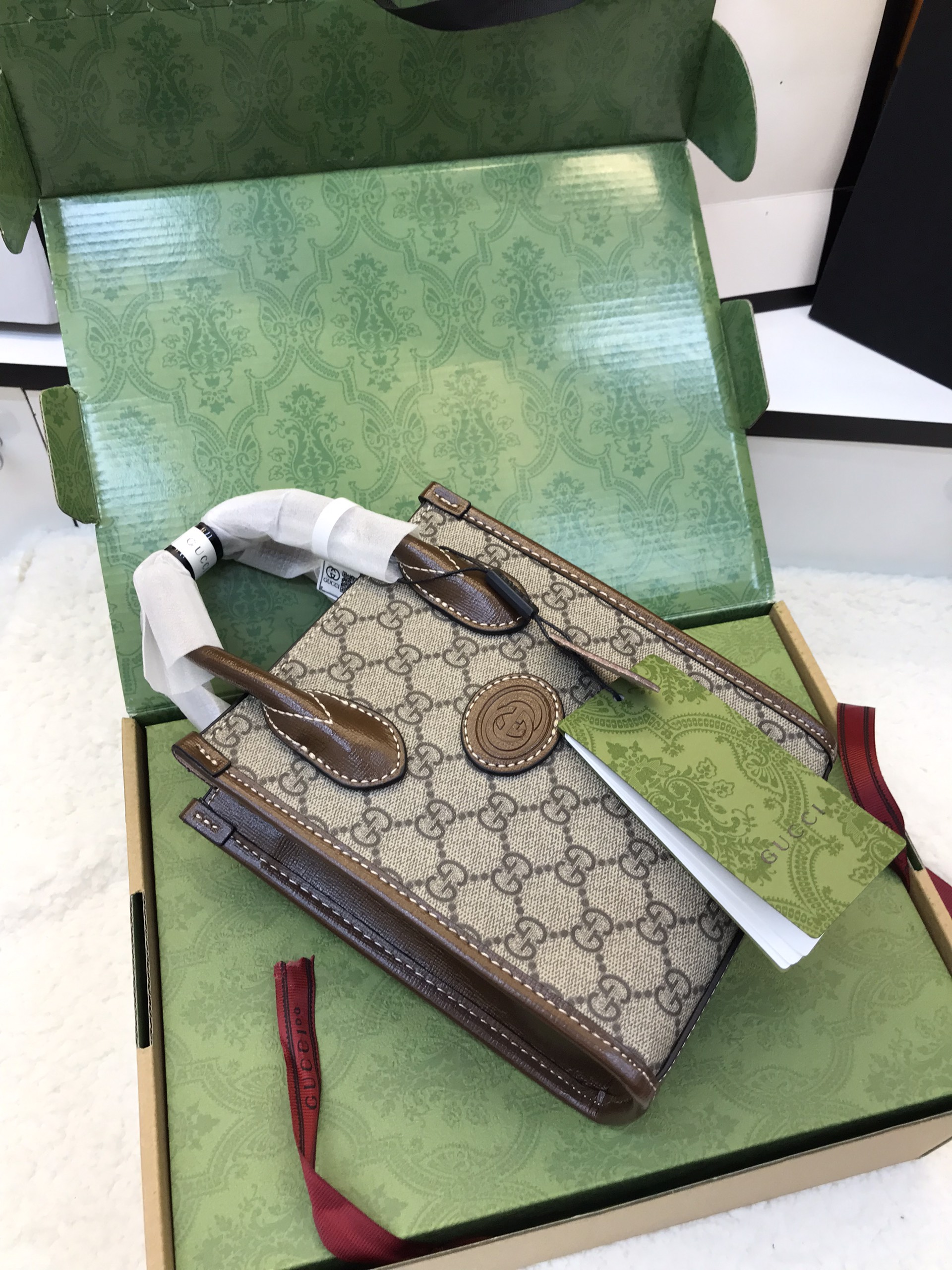 ️️️️️️Túi xách Gucci Tote Super Mini Bag Màu Nâu Size 15*20cm