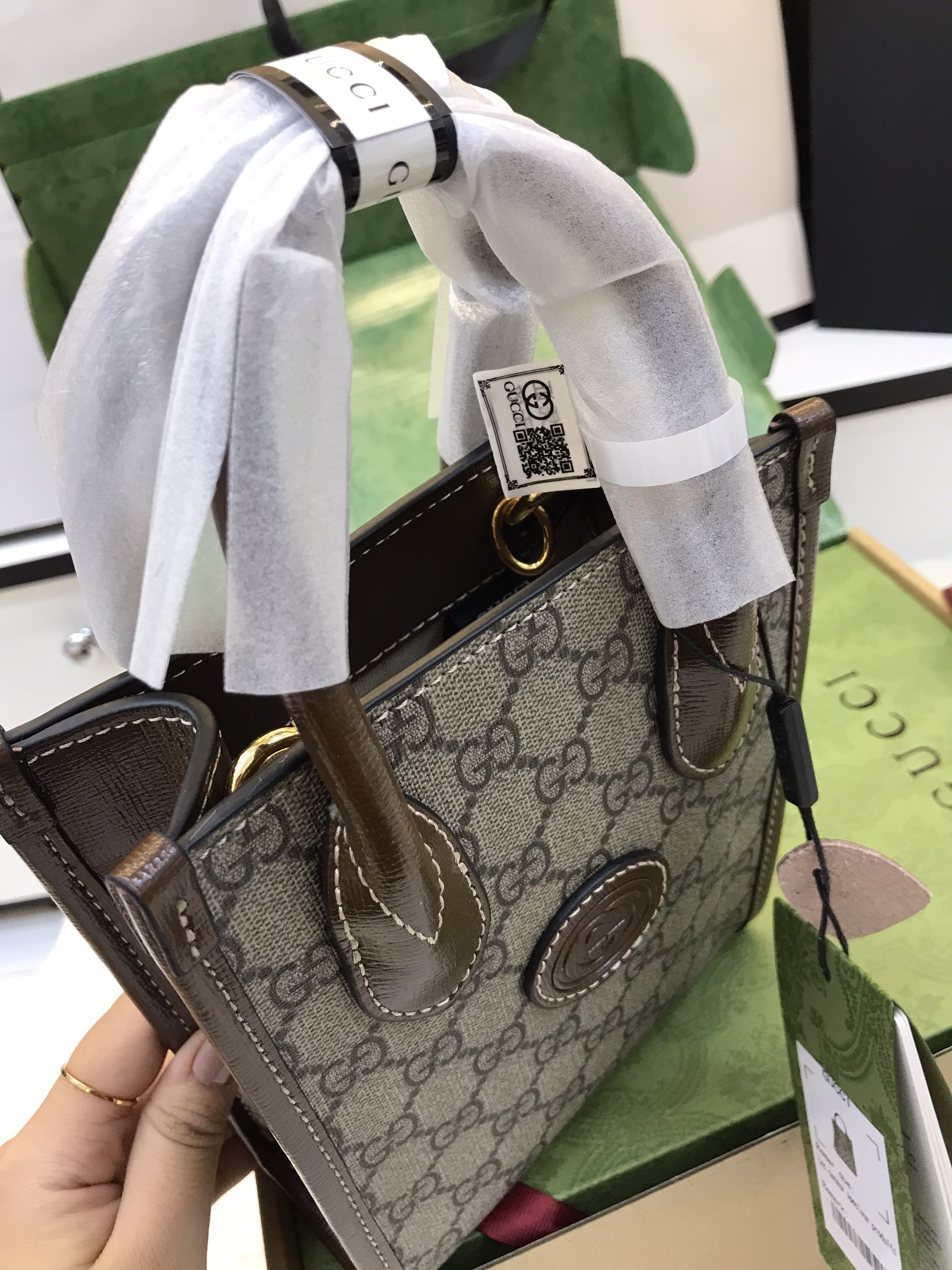 ️️️️️️Túi xách Gucci Tote Super Mini Bag Màu Nâu Size 15*20cm