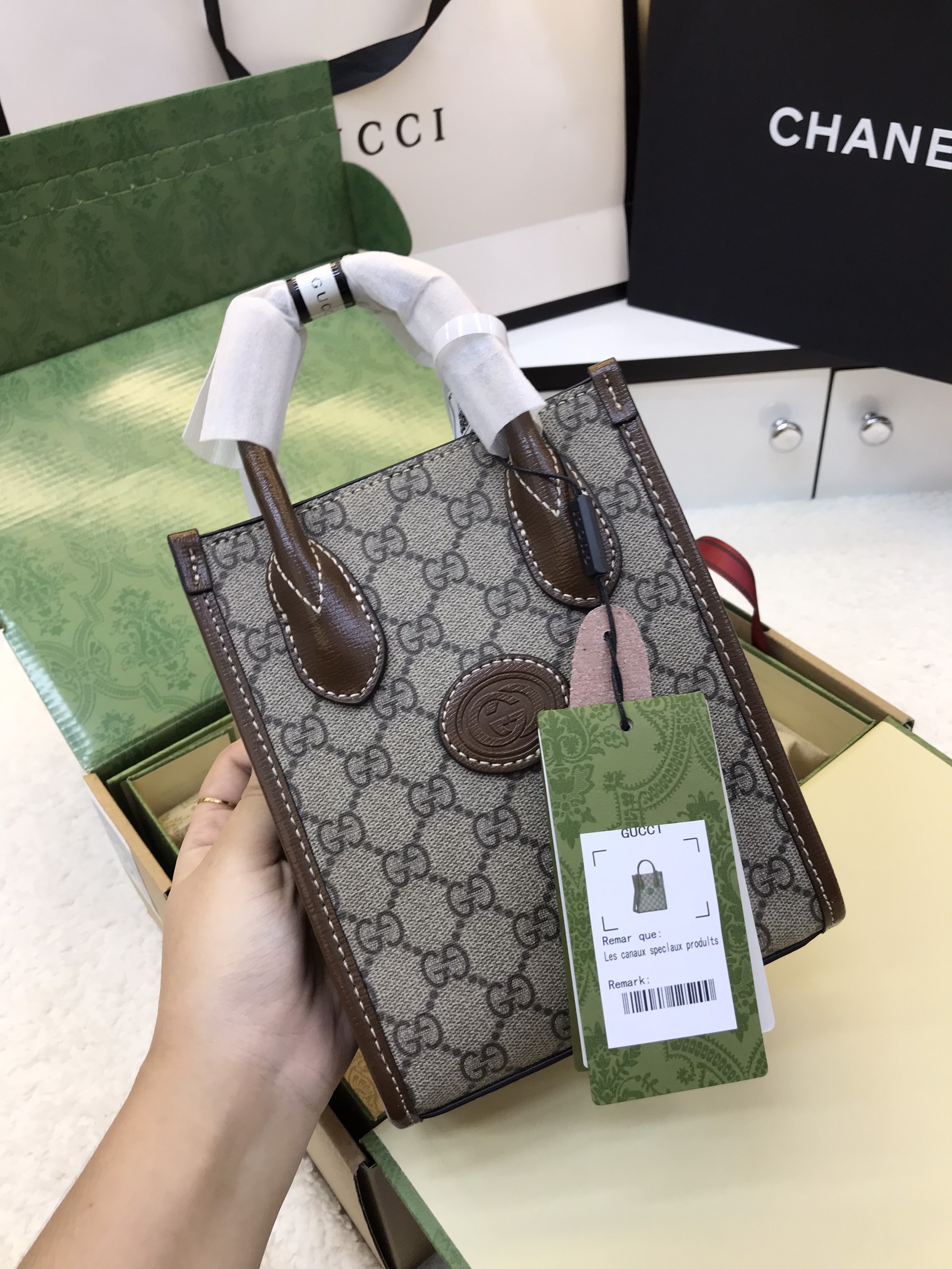 ️️️️️️Túi xách Gucci Tote Super Mini Bag Màu Nâu Size 15*20cm