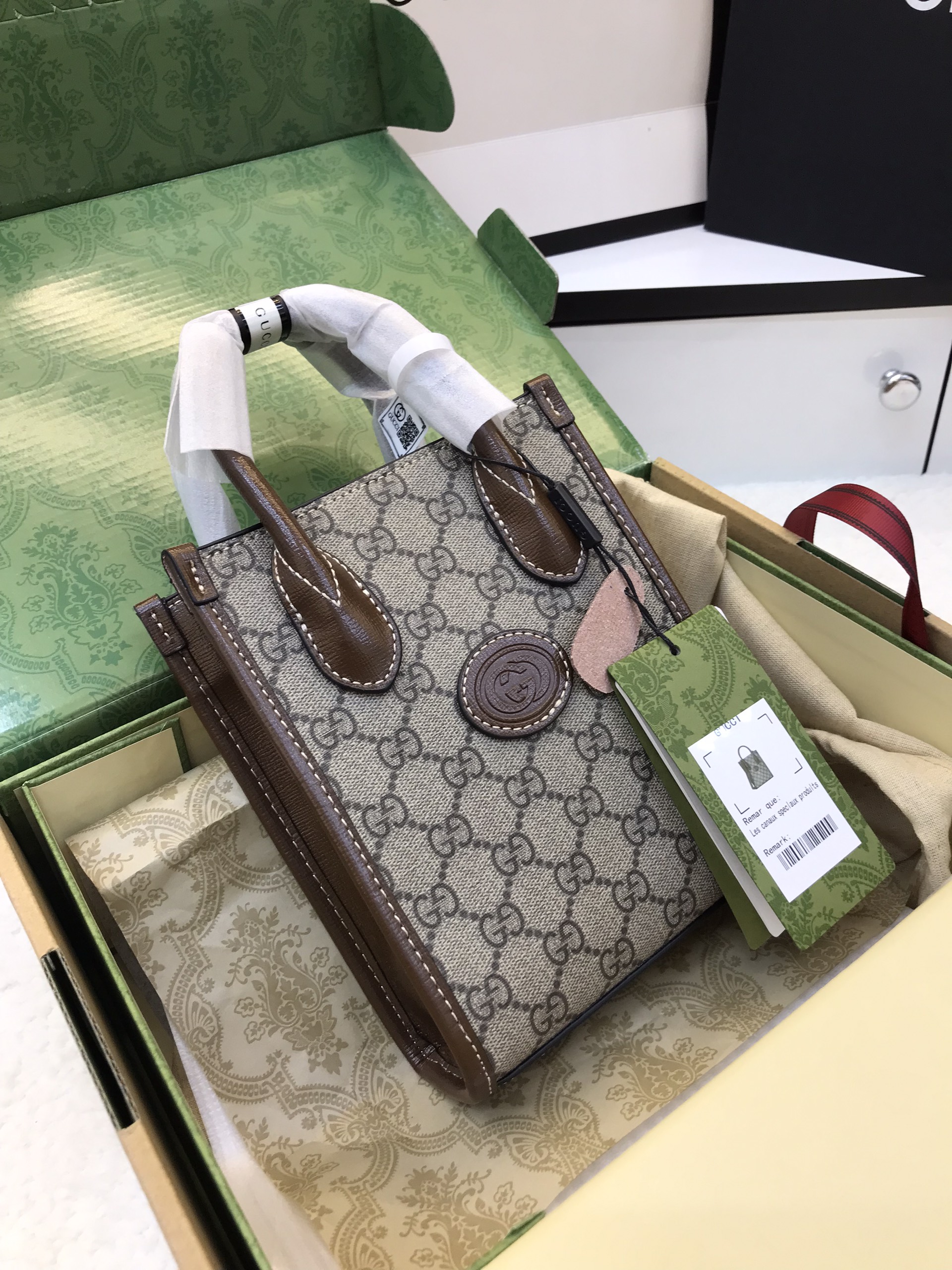 ️️️️️️Túi xách Gucci Tote Super Mini Bag Màu Nâu Size 15*20cm