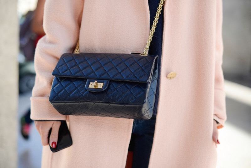 Túi Xách Chanel Classic Super Reissue Màu Đen Khóa Bạc Size 26cm