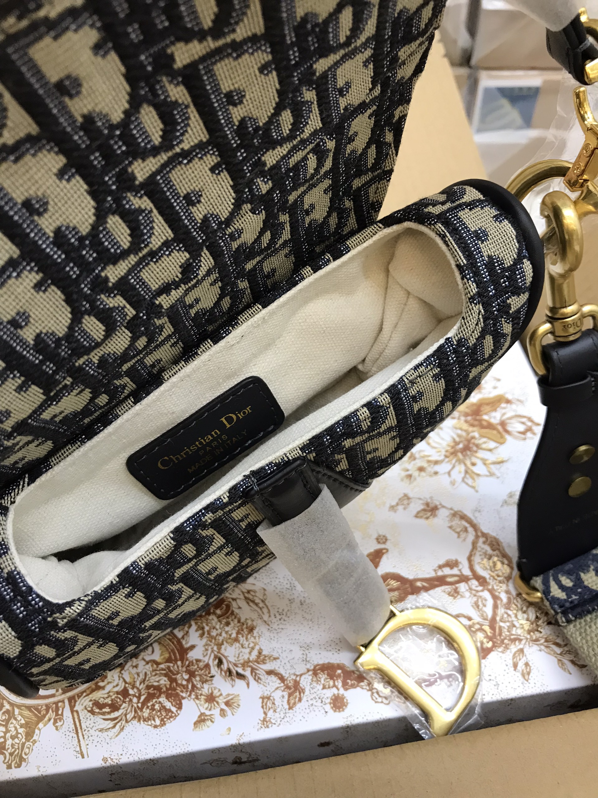 Túi Xách Dior Super MINI SADDLE BAG WITH STRAP