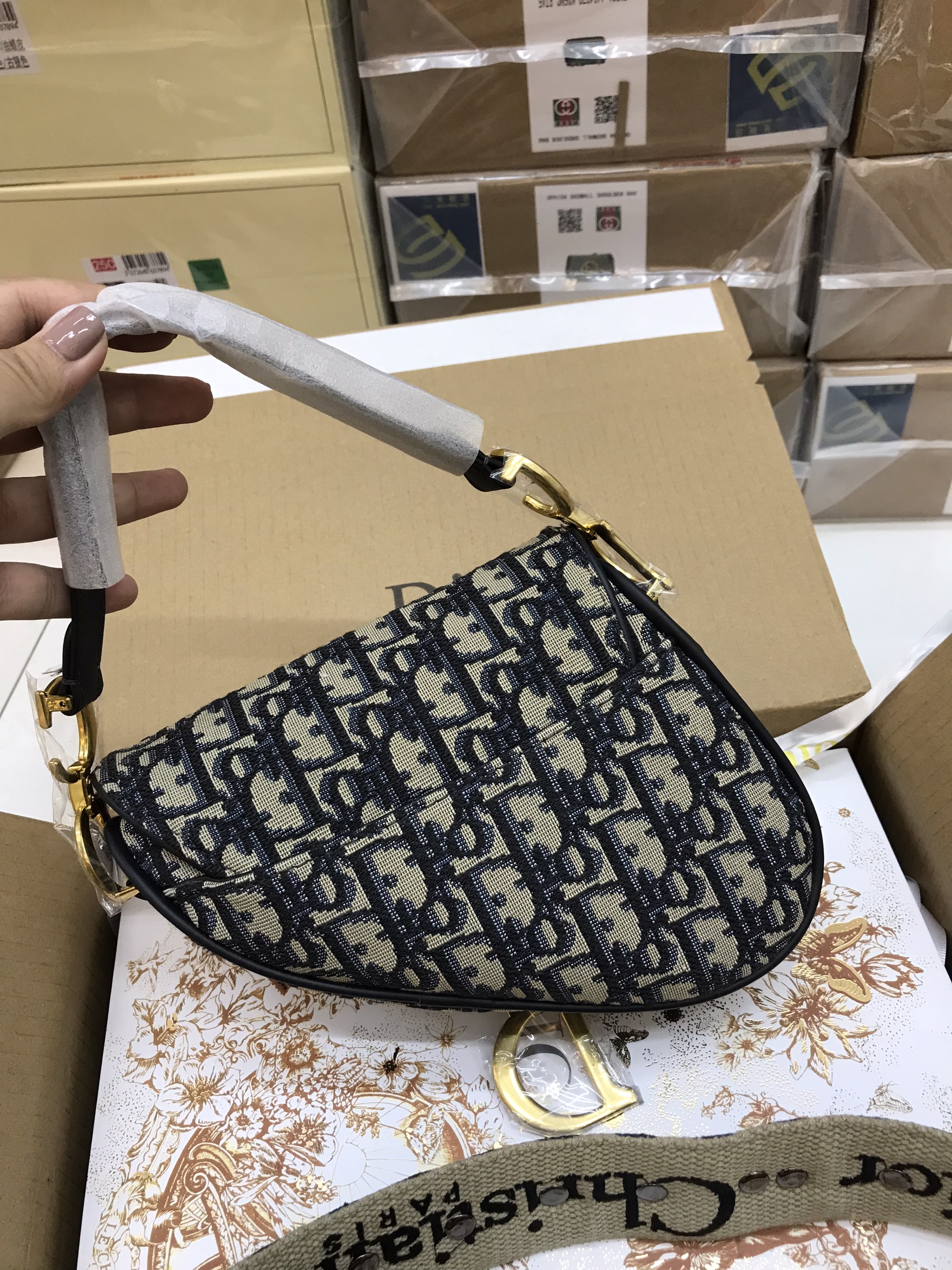 Túi Xách Dior Super MINI SADDLE BAG WITH STRAP