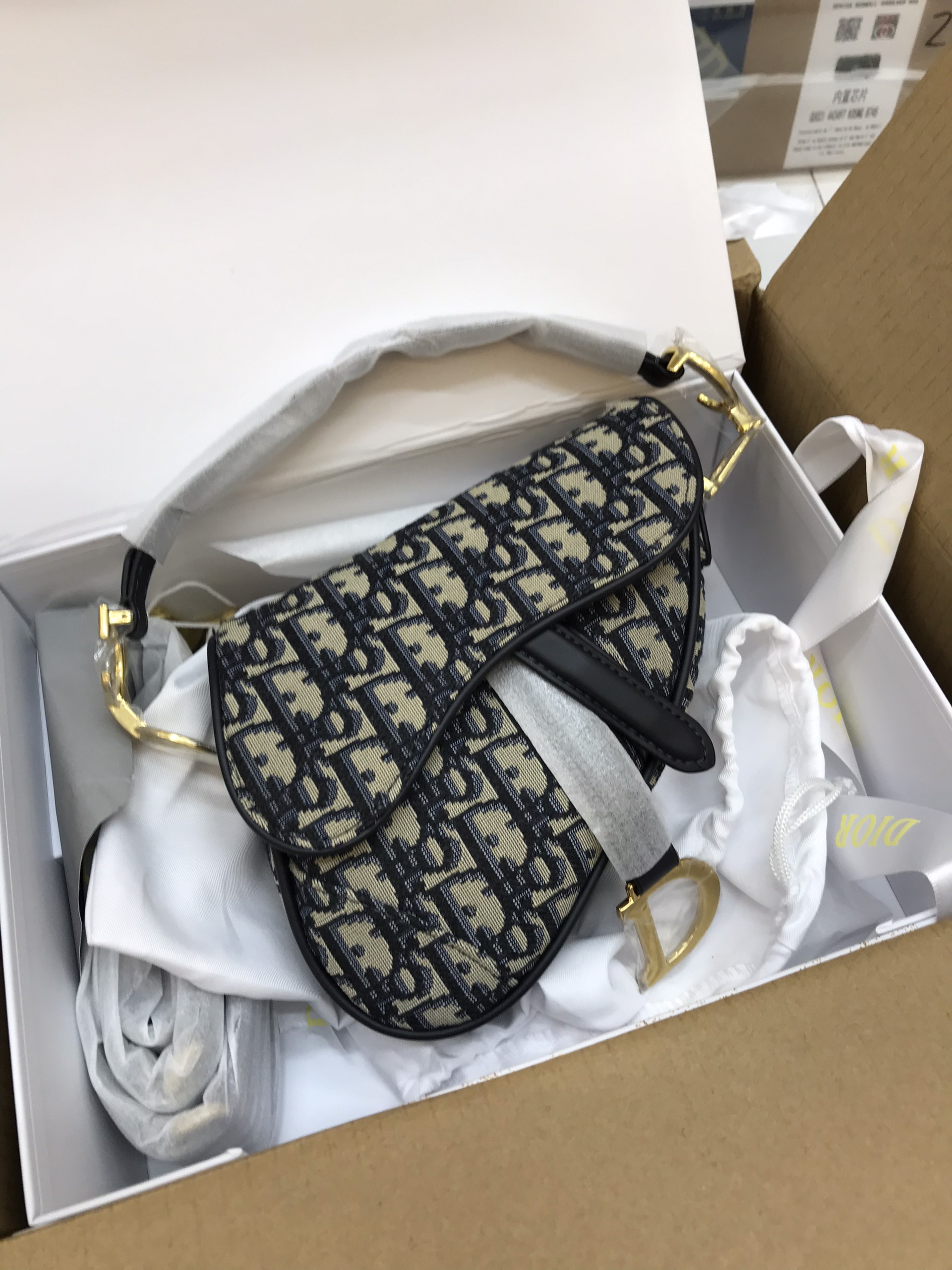 Túi Xách Dior Super MINI SADDLE BAG WITH STRAP