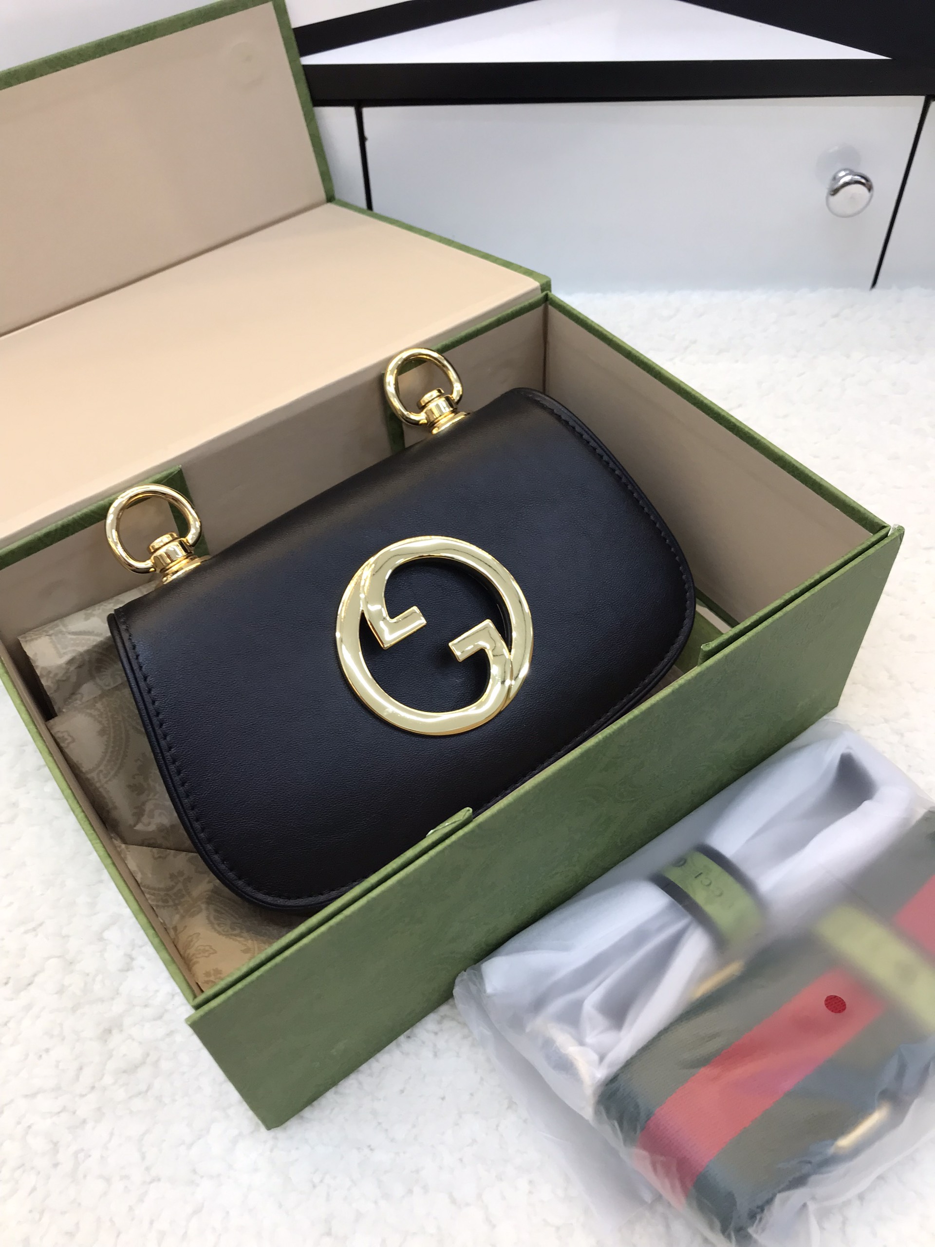 Túi Xách Gucci Super Blondie mini bag Màu Đen