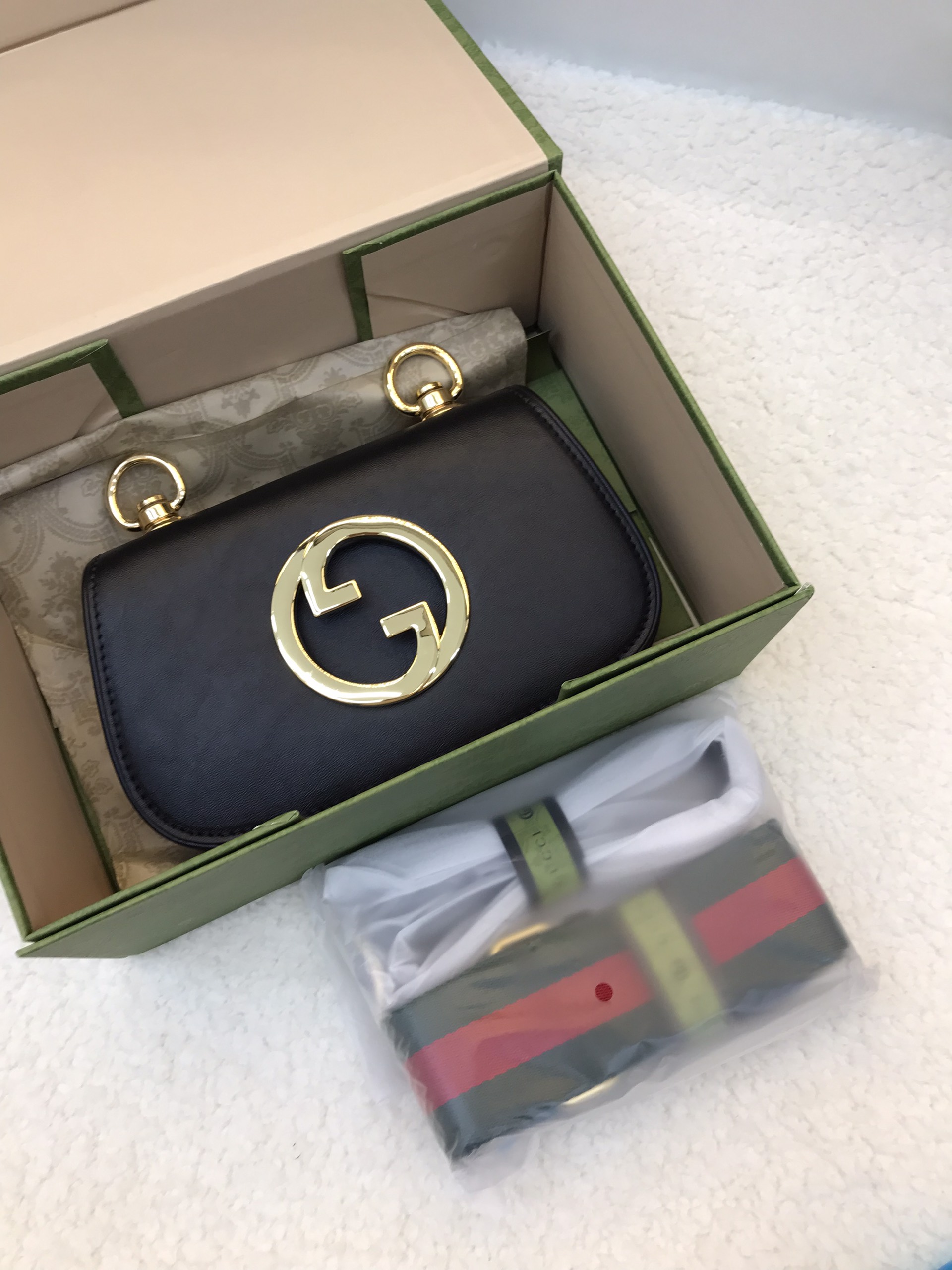 Túi Xách Gucci Super Blondie mini bag Màu Đen