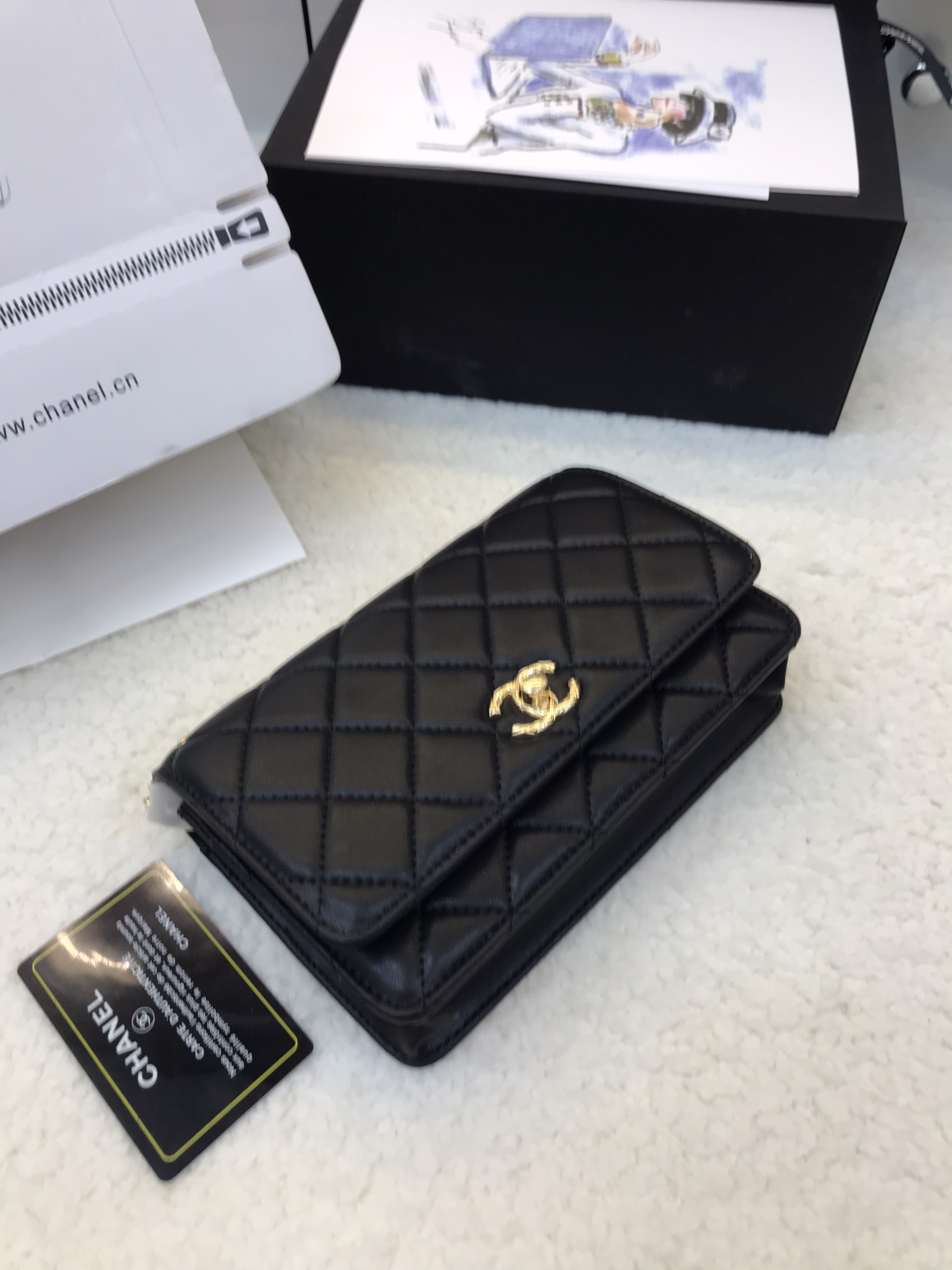 Túi Xách Chanel Super Trendy CC Wallet On Chain WOC Màu Đen