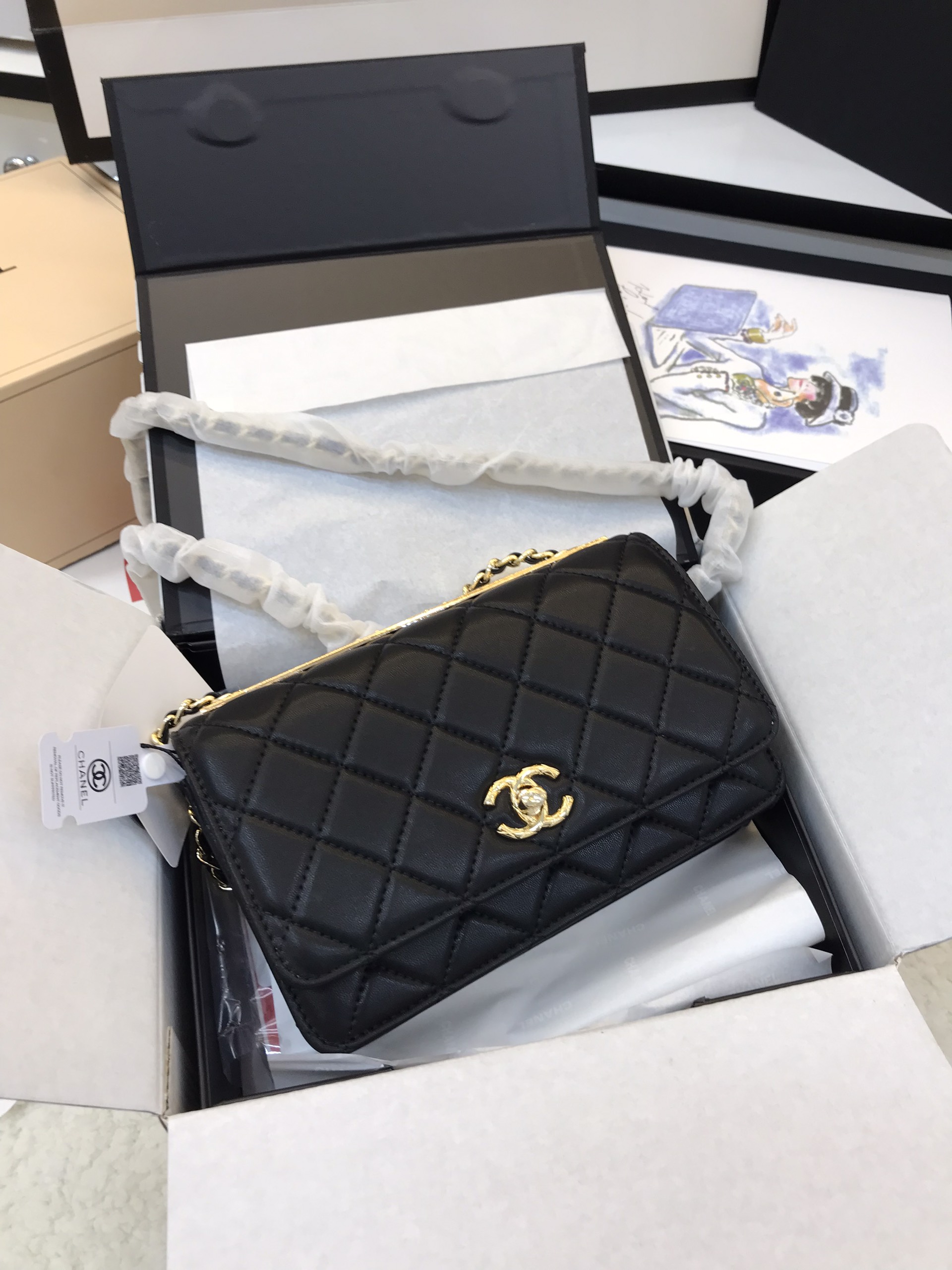 Túi Xách Chanel Super Trendy CC Wallet On Chain WOC Màu Đen