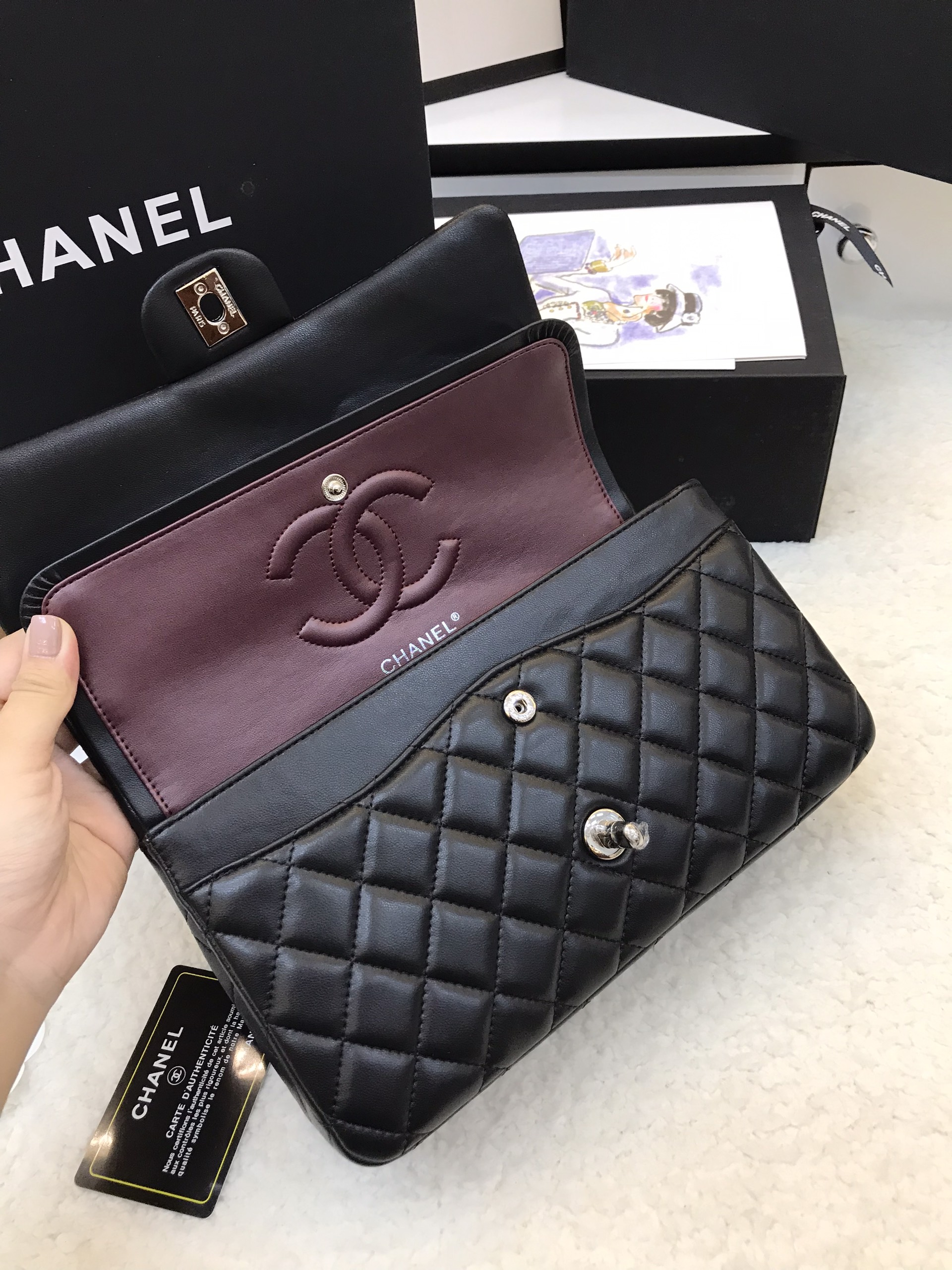 Túi Xách Chanel  Classic Super Khóa Bạc Màu Đen Size 26cm