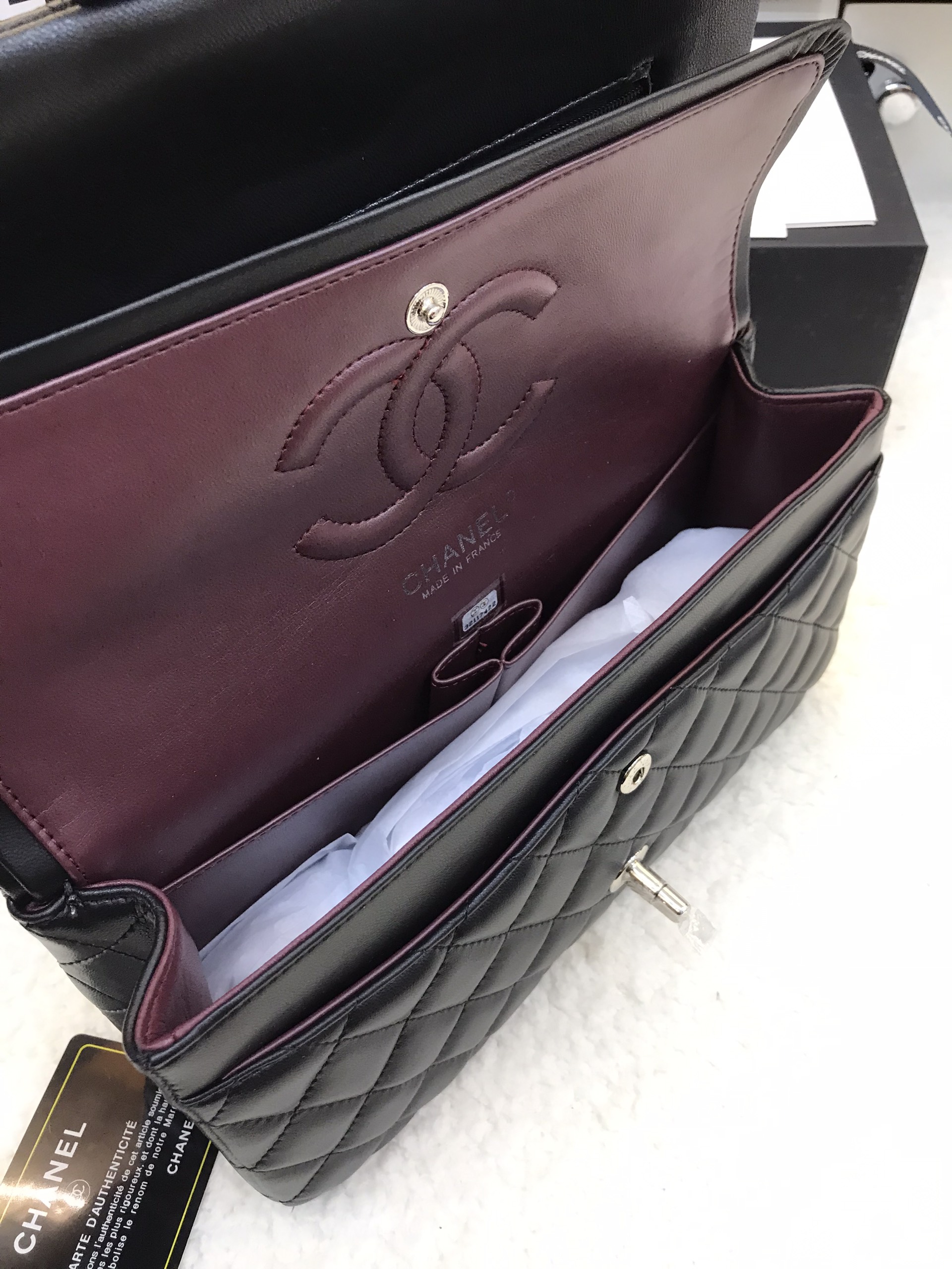 Túi Xách Chanel  Classic Super Khóa Bạc Màu Đen Size 26cm