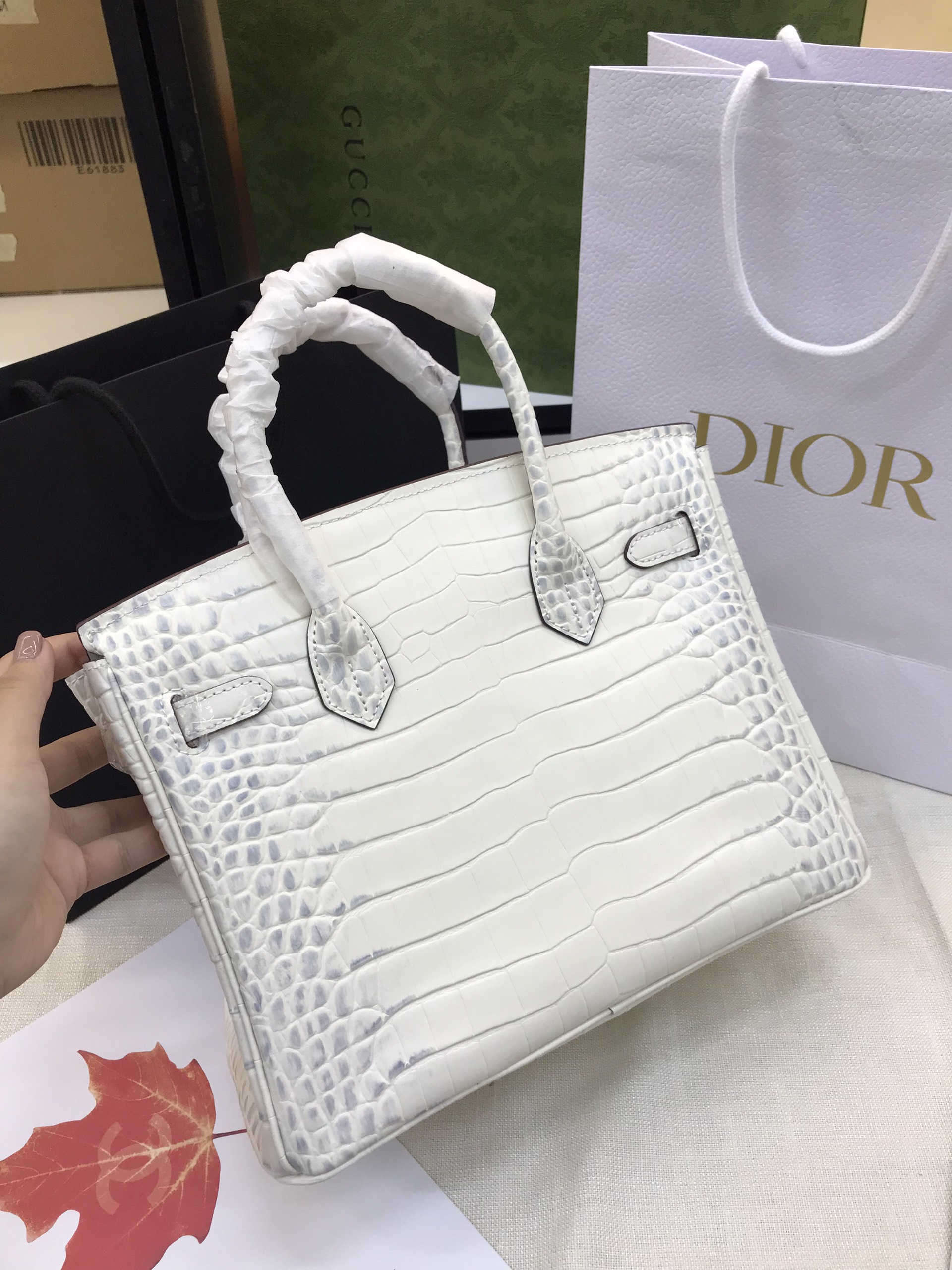 Túi xách Hermer Birkin Super Da Togo Màu Trắng Khóa Vàng Size 30cm