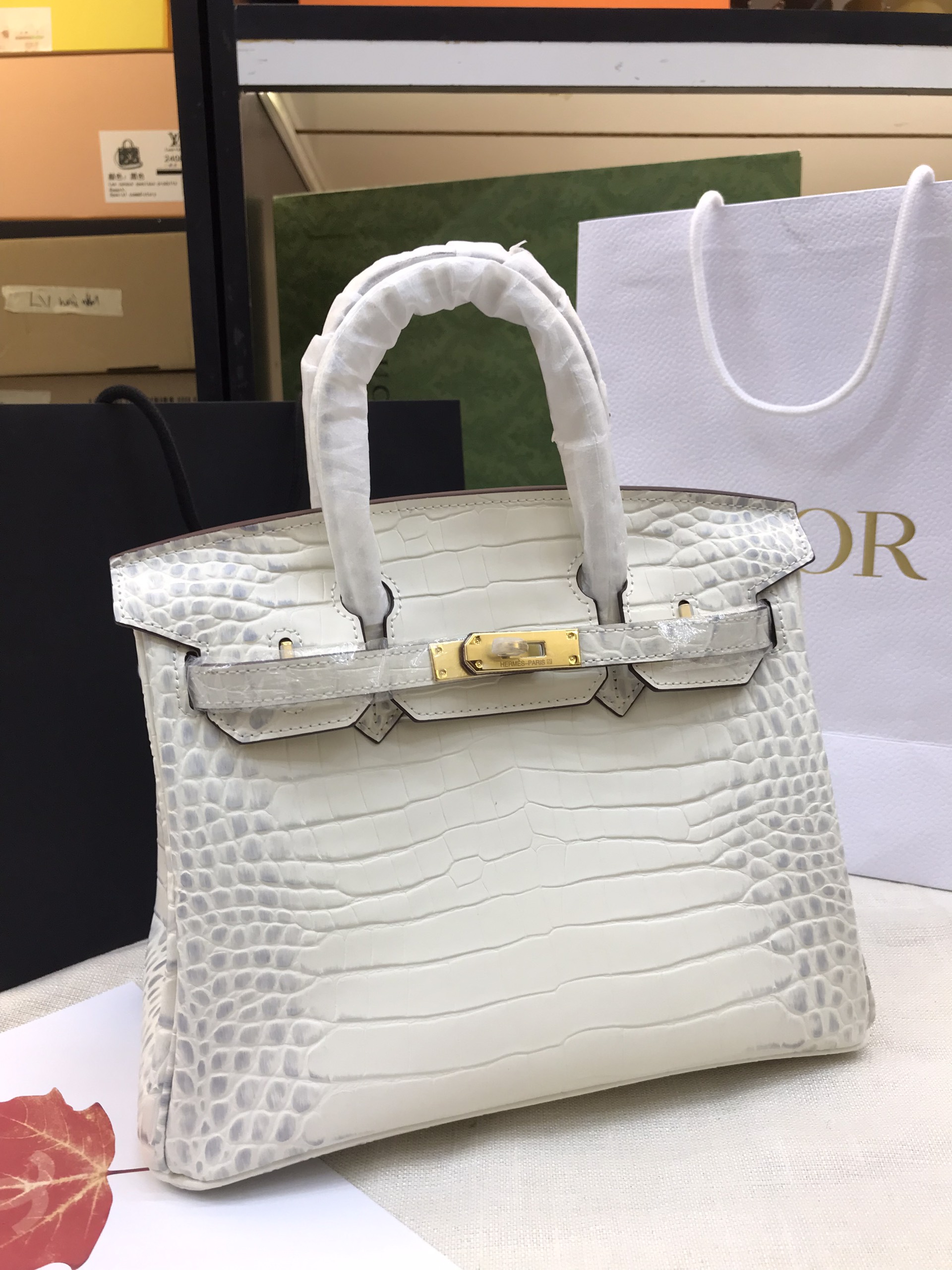 Túi xách Hermer Birkin Super Da Togo Màu Trắng Khóa Vàng Size 30cm