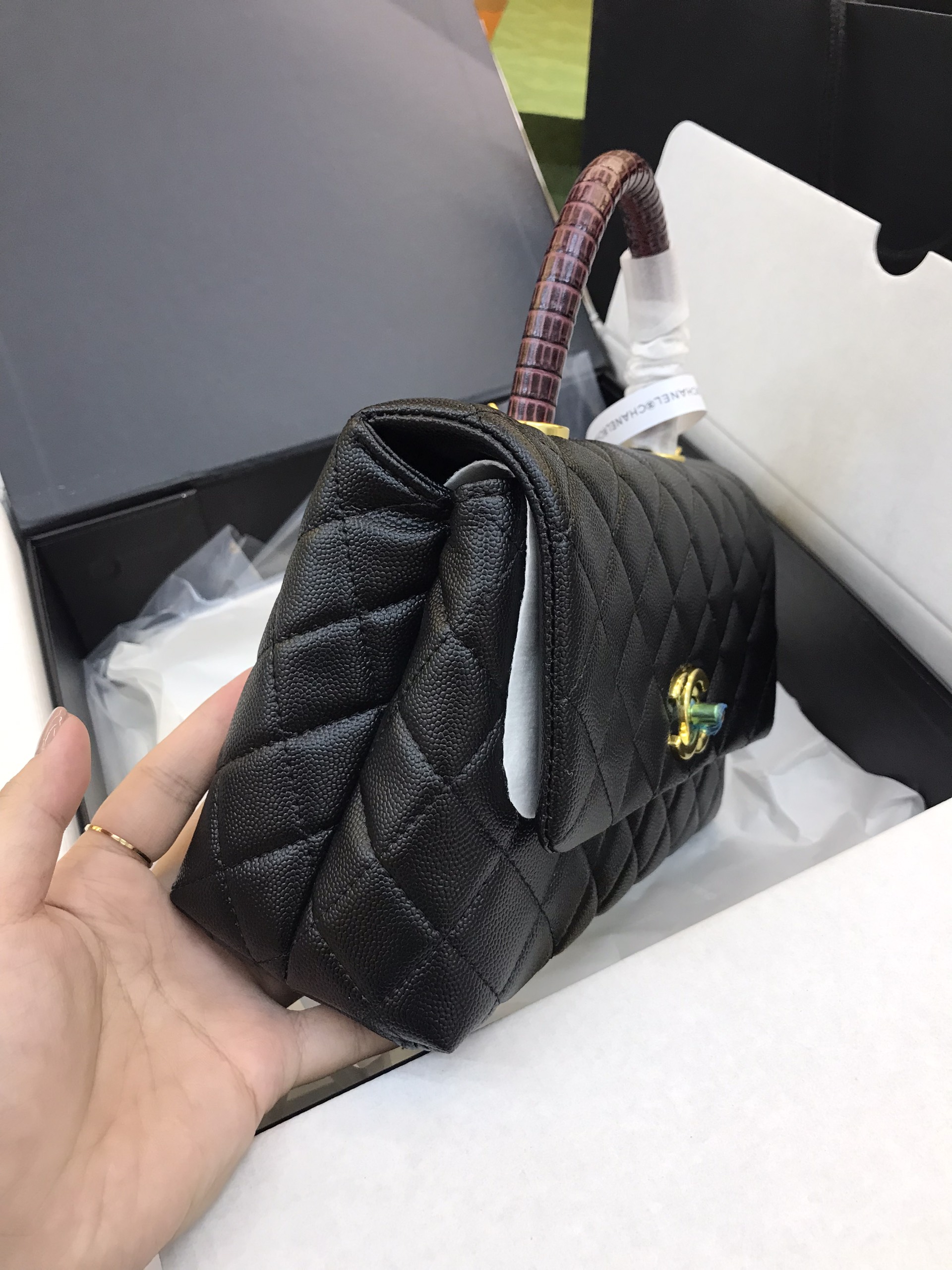 Túi Xách Chanel Coco Super Màu Kem Quai Vân Khóa Vàng Size 23cm