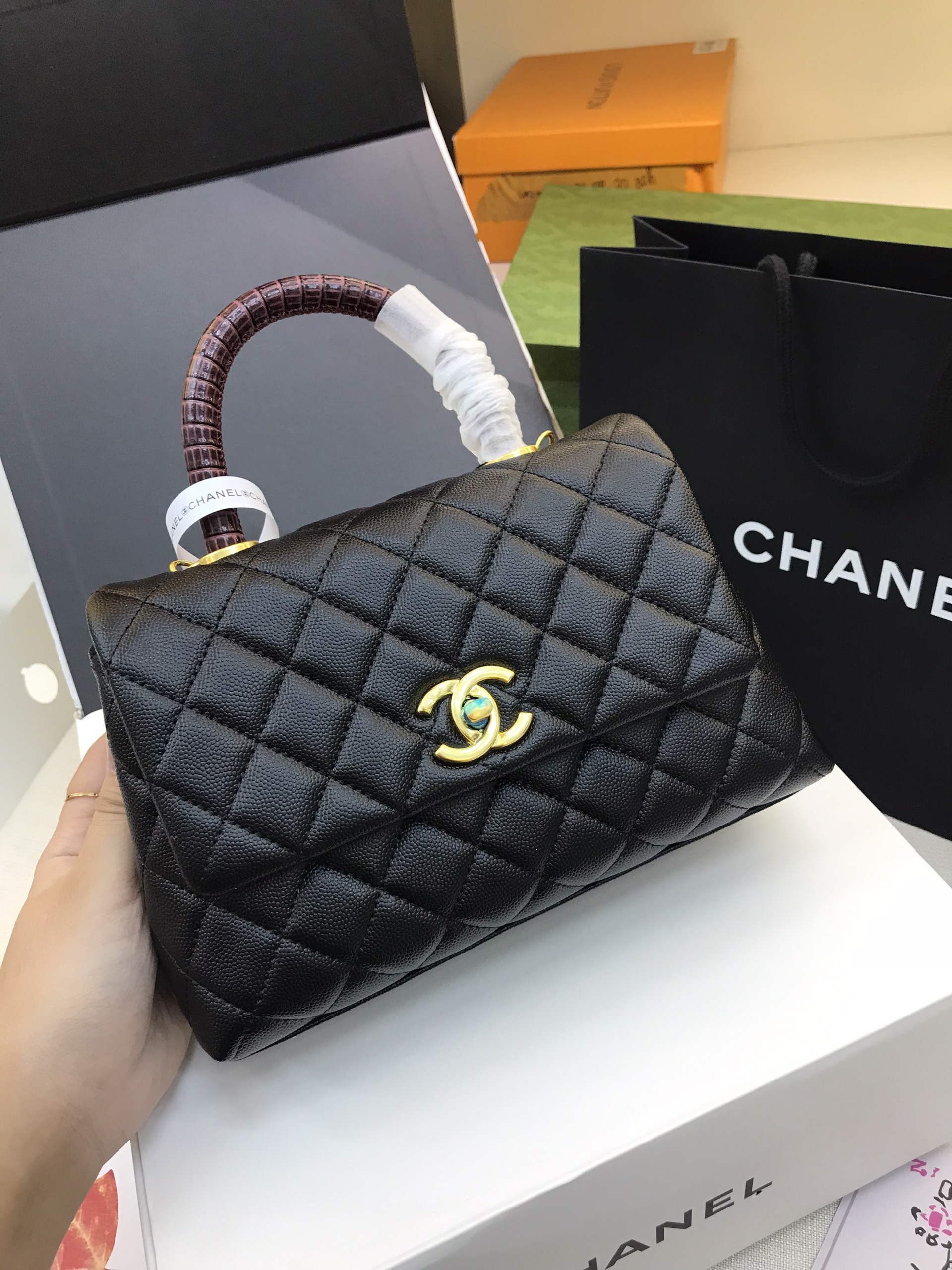 Túi Xách Chanel Coco Super Màu Kem Quai Vân Khóa Vàng Size 23cm