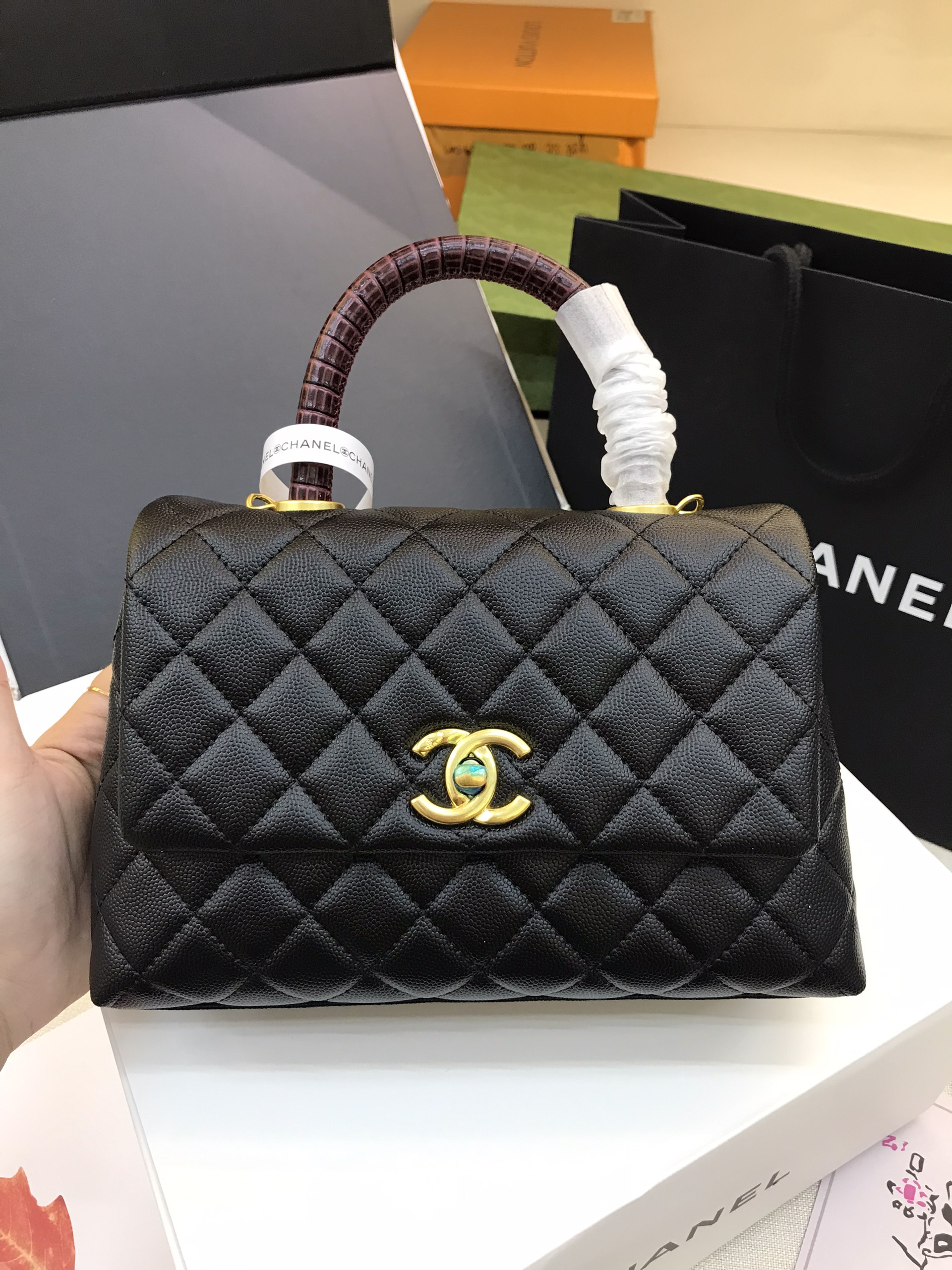 Túi Xách Chanel Coco Super Màu Kem Quai Vân Khóa Vàng Size 23cm
