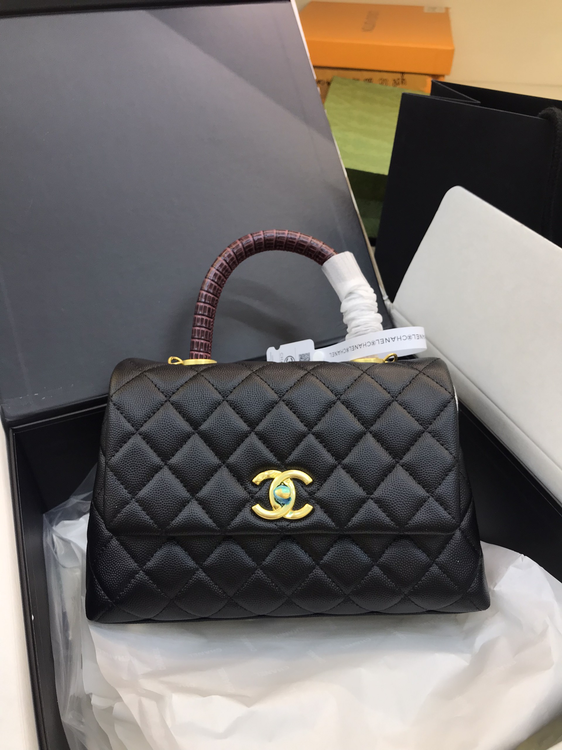 Túi Xách Chanel Coco Super Màu Kem Quai Vân Khóa Vàng Size 23cm