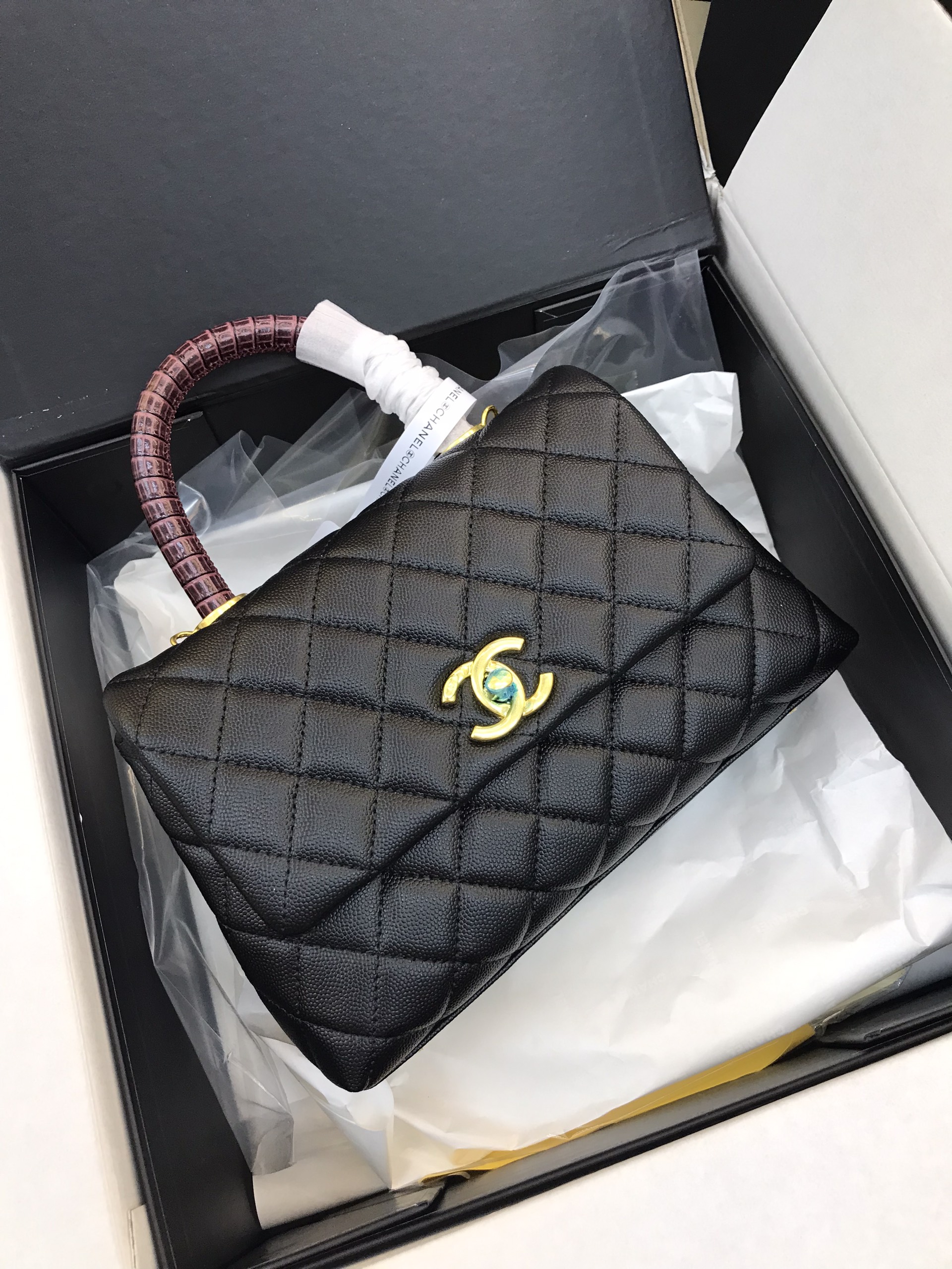 Túi Xách Chanel Coco Super Màu Kem Quai Vân Khóa Vàng Size 23cm