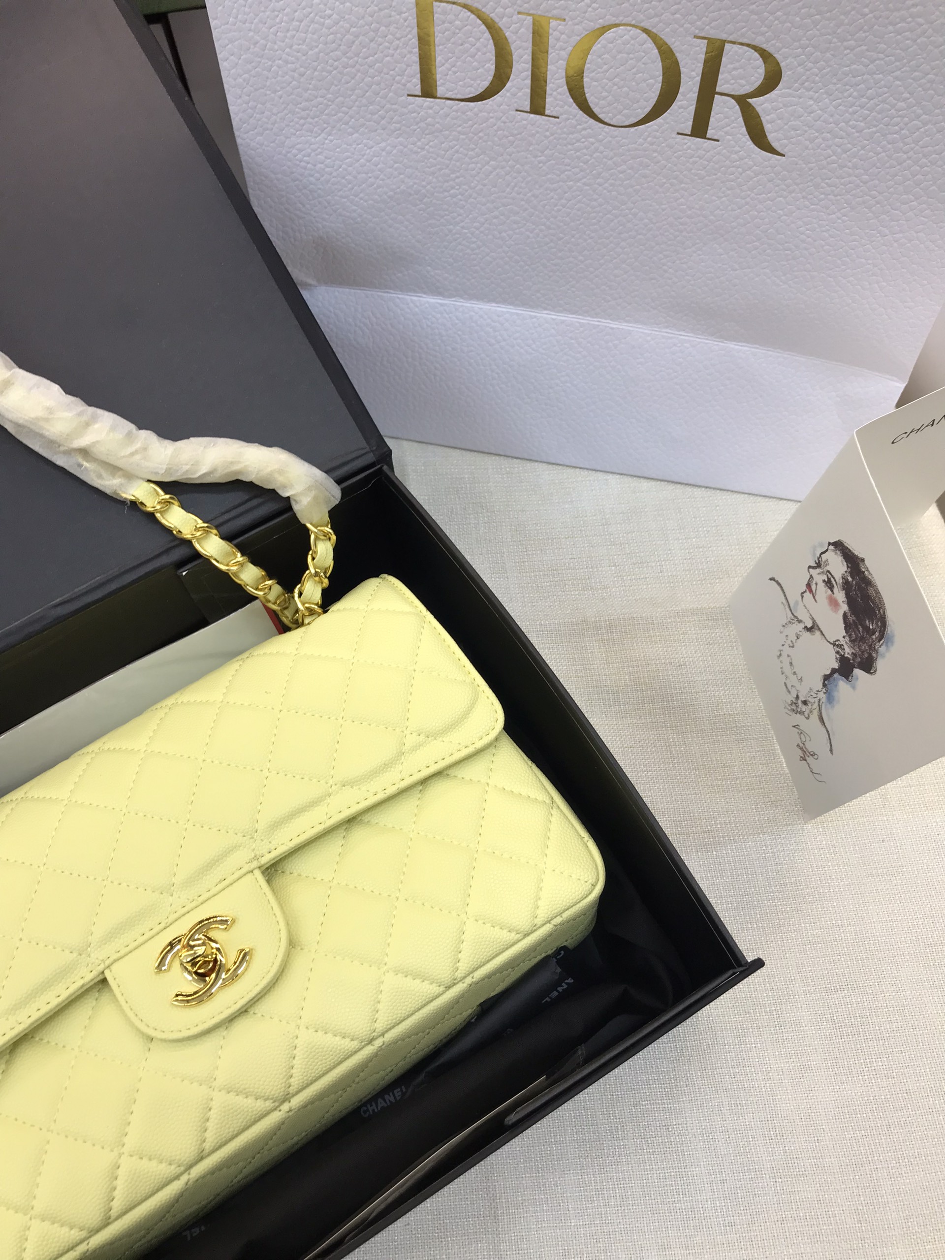 Túi Xách Chanel Classic Super Màu Vàng Chanh Khóa Vàng Size 26cm