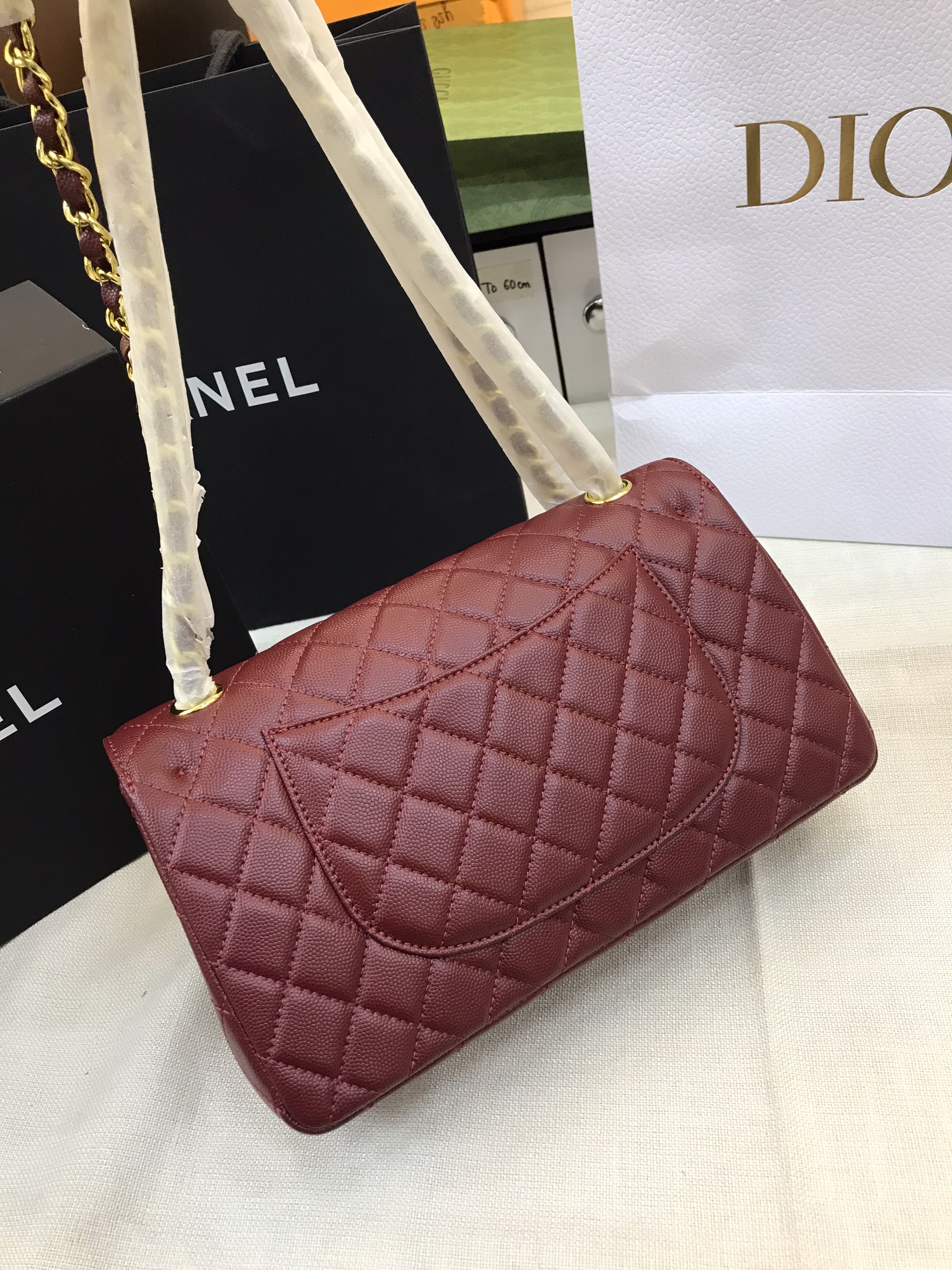 Túi Xách Chanel Classic Super Màu Đỏ Đô Khóa Vàng Size 26cm