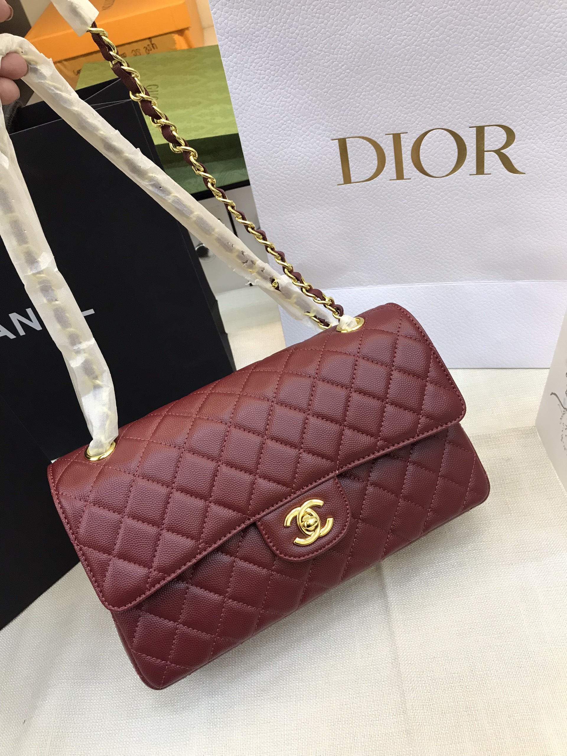 Túi Xách Chanel Classic Super Màu Đỏ Đô Khóa Vàng Size 26cm