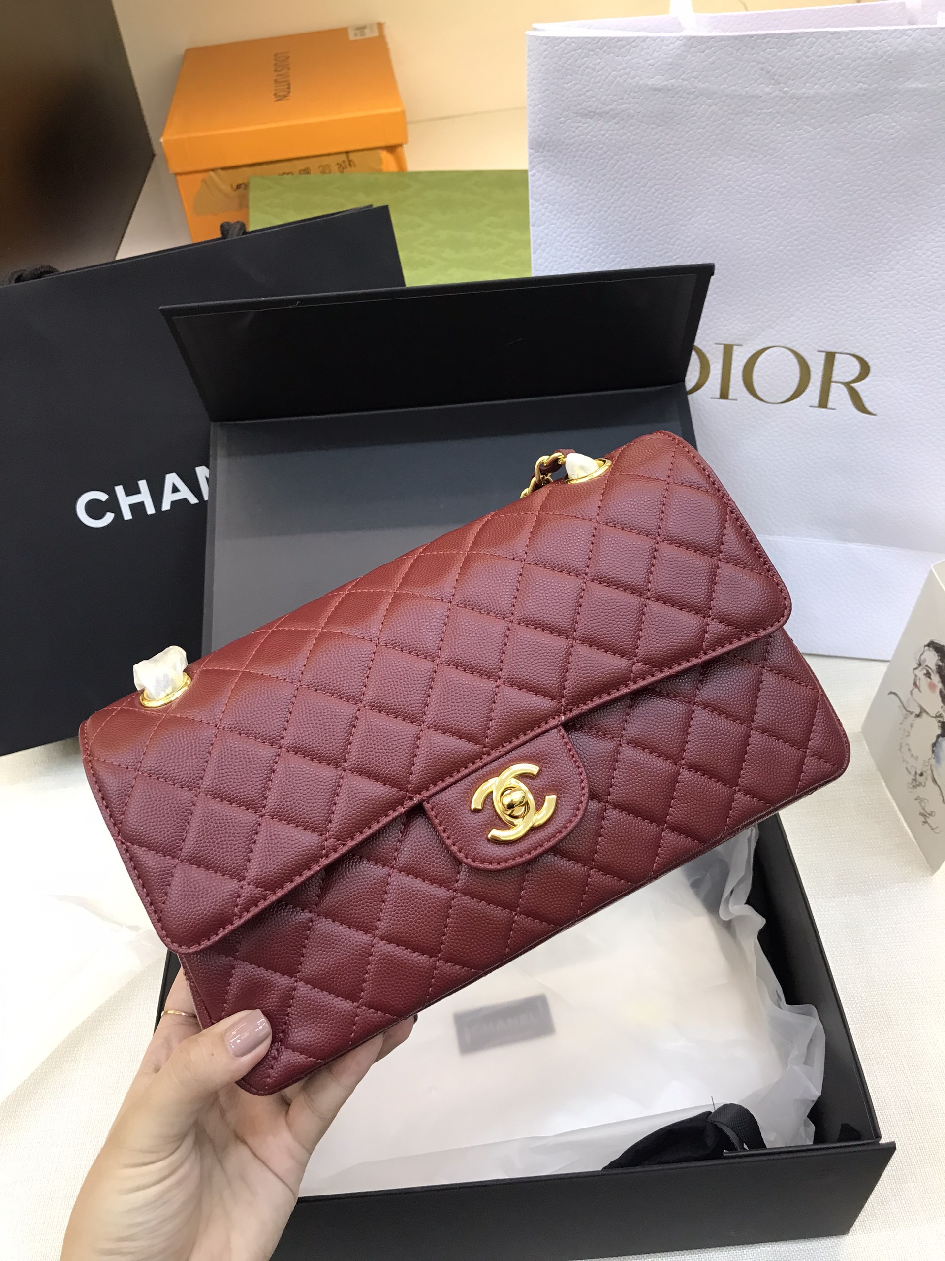 Túi Xách Chanel Classic Super Màu Đỏ Đô Khóa Vàng Size 26cm