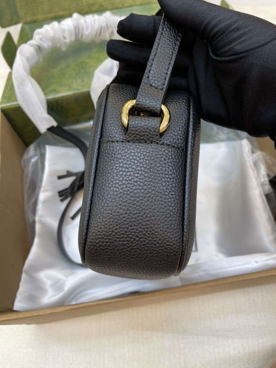 Túi xách Gucci Soho Disco Super Màu Đen Size 21cm
