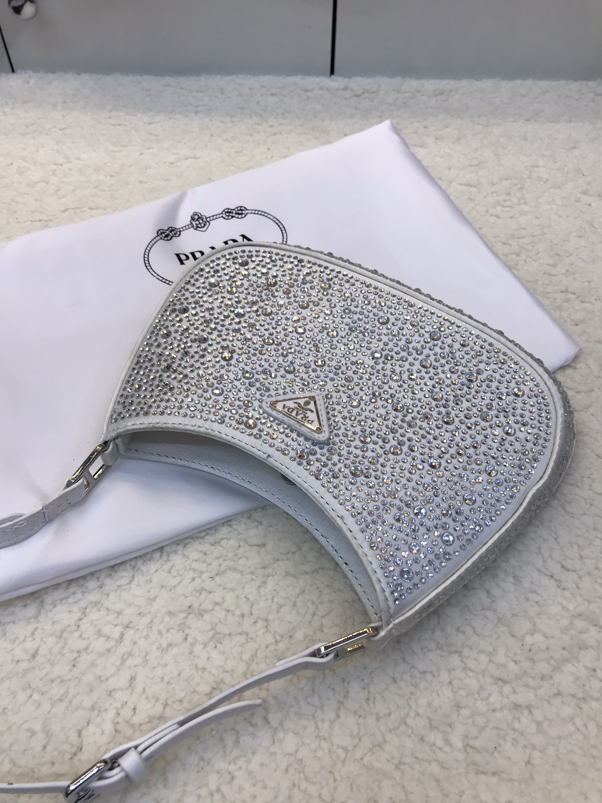 Túi Xách Prada Cleo Super Glitter Màu Trắng Size 24cm