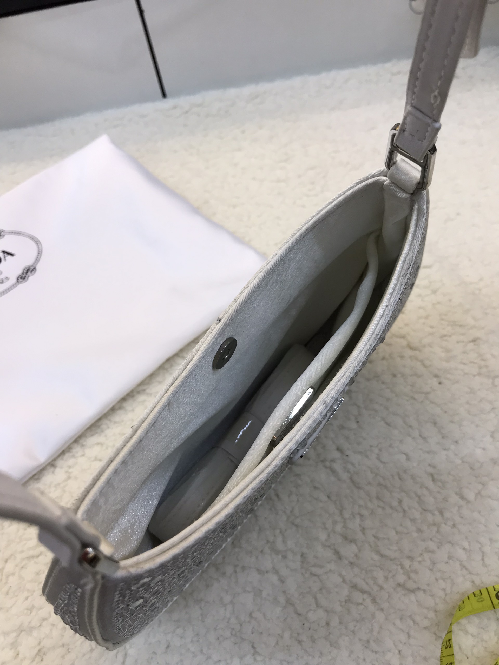 Túi Xách Prada Cleo Super Glitter Màu Trắng Size 24cm
