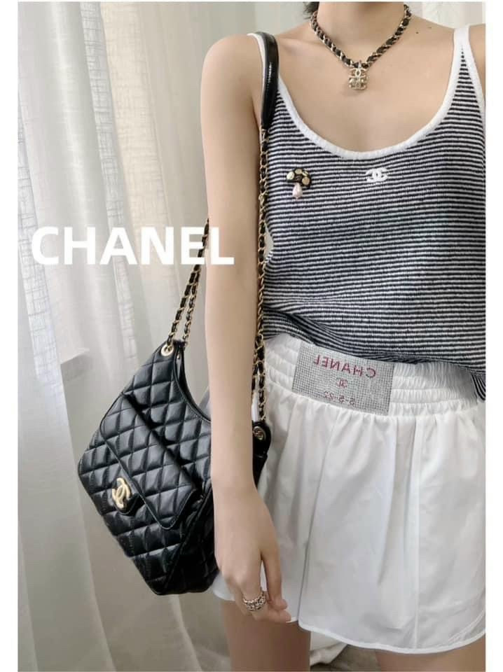 Túi Xách Chanel Hobo Super Màu Đen Khóa Vàng Size 22cm