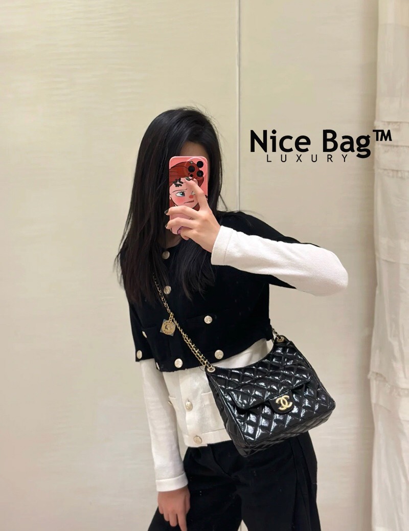Túi Xách Chanel Hobo Super Màu Đen Khóa Vàng Size 22cm