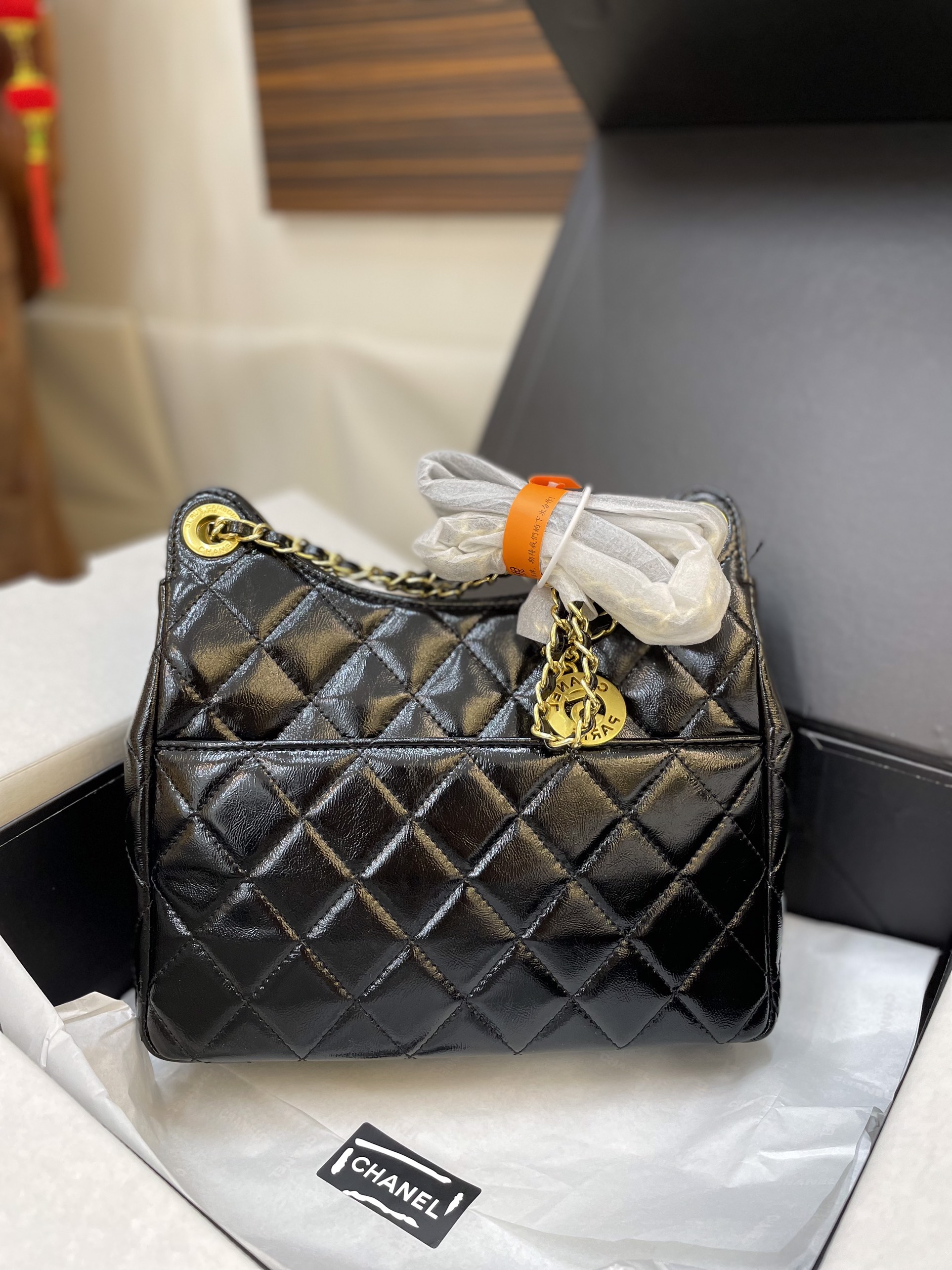 Túi Xách Chanel Hobo Super Màu Đen Khóa Vàng Size 22cm
