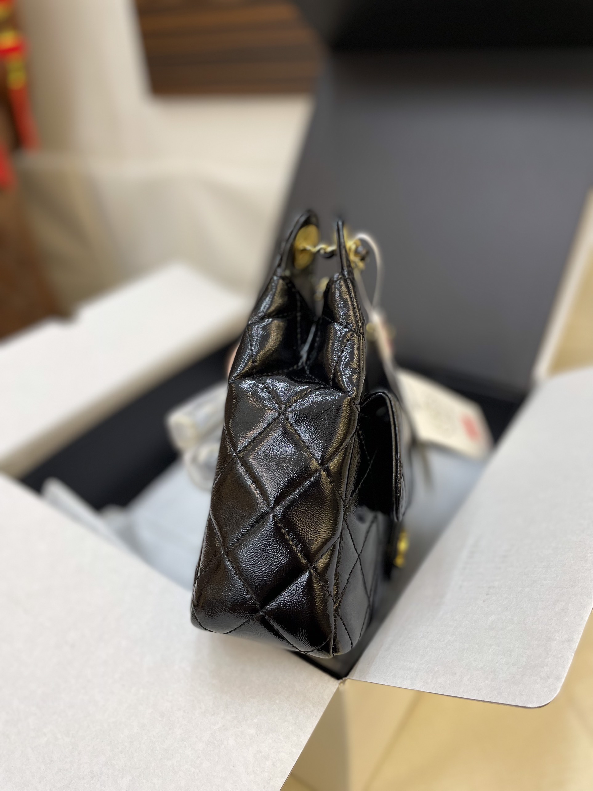 Túi Xách Chanel Hobo Super Màu Đen Khóa Vàng Size 22cm