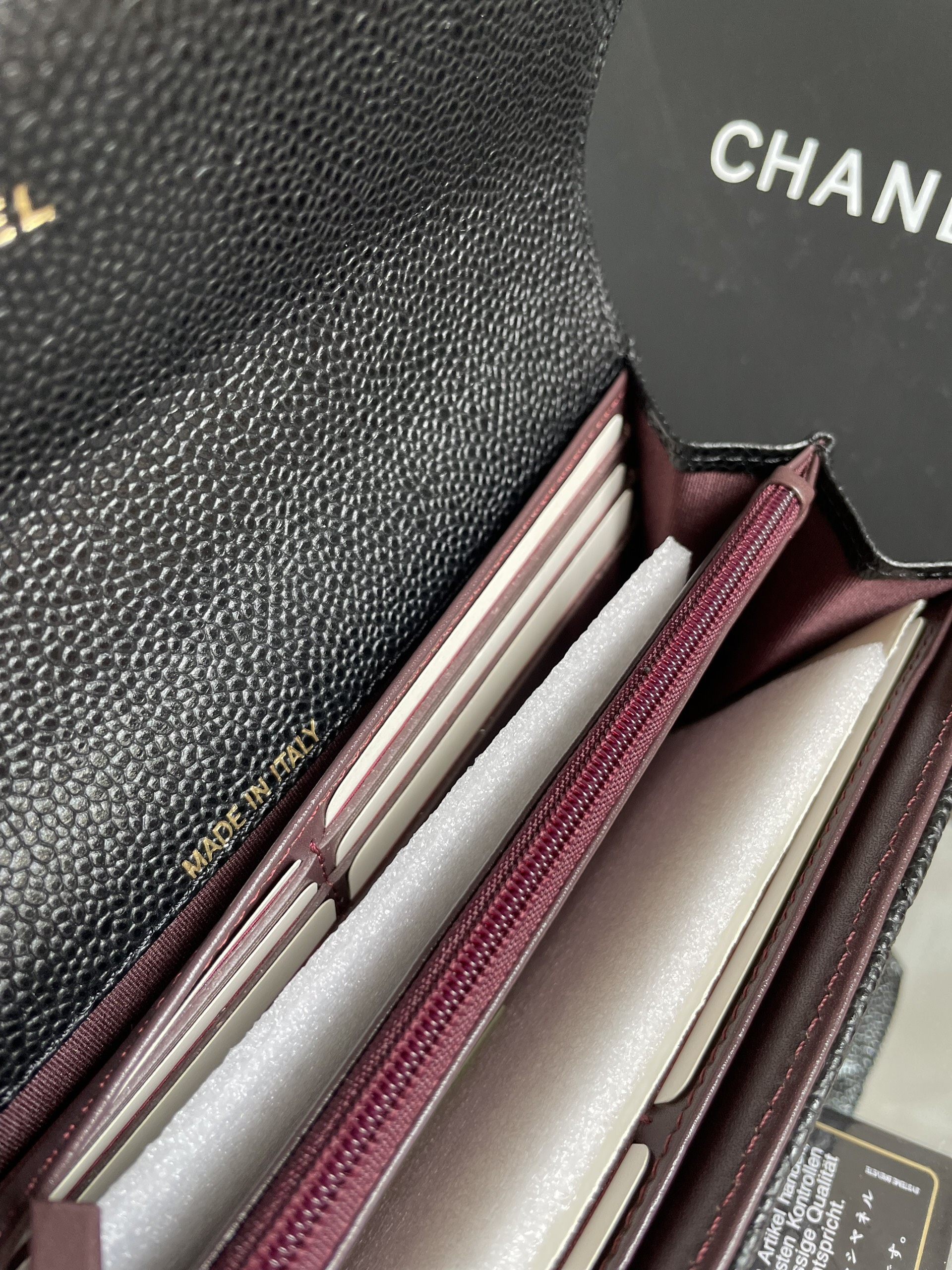 Ví Chanel Siêu Cấp Dáng Dài Màu Đen Da Hạt Size 20cm