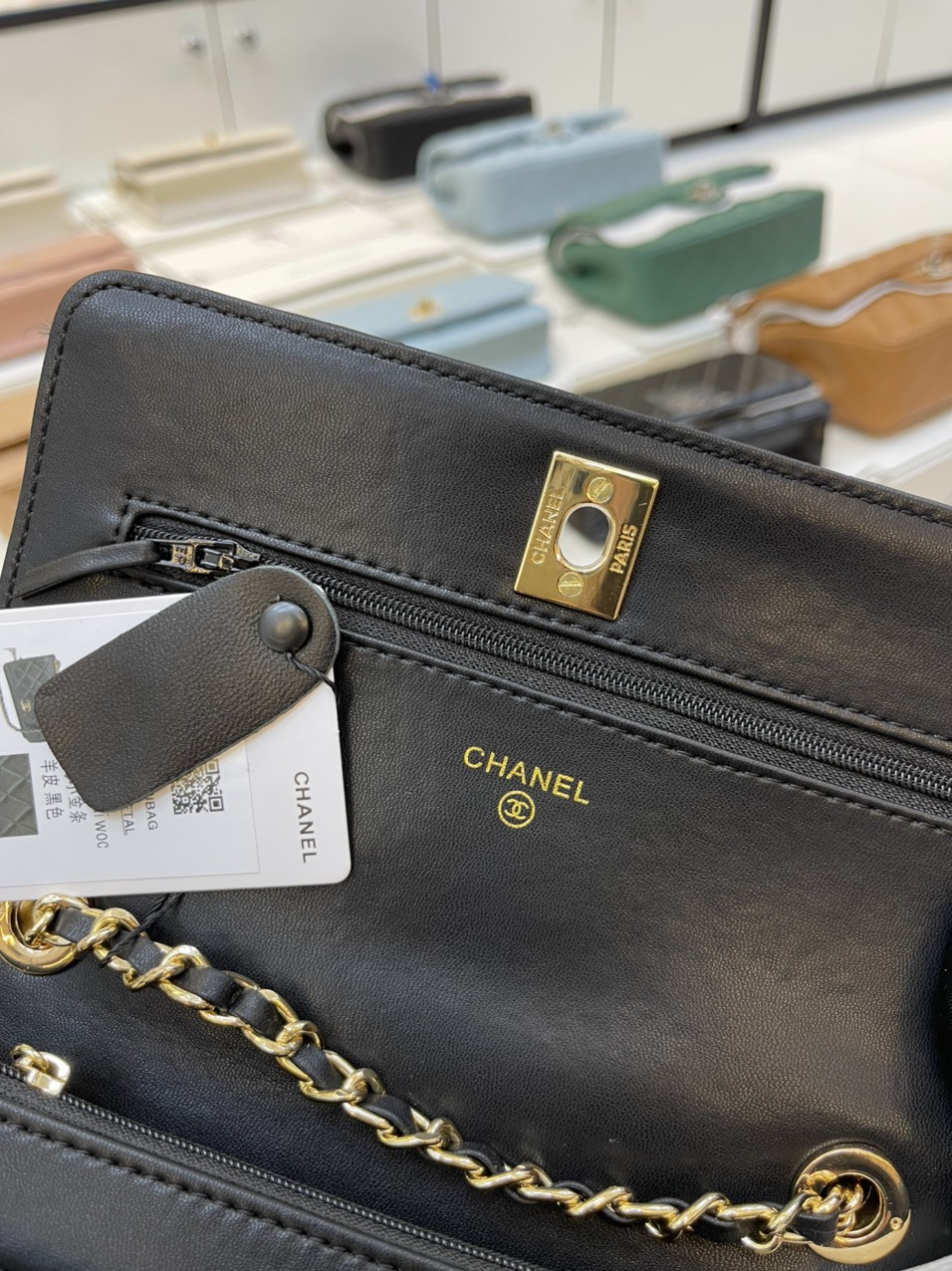 Túi Xách Chanel Super Woc Thẻ Vàng Đen Khóa Vàng Size 19cm