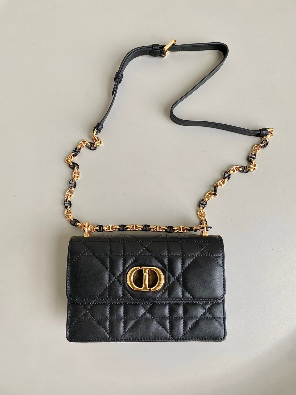 Túi Xách Dior Miss Caro Siêu Cấp Mini Size 17cm