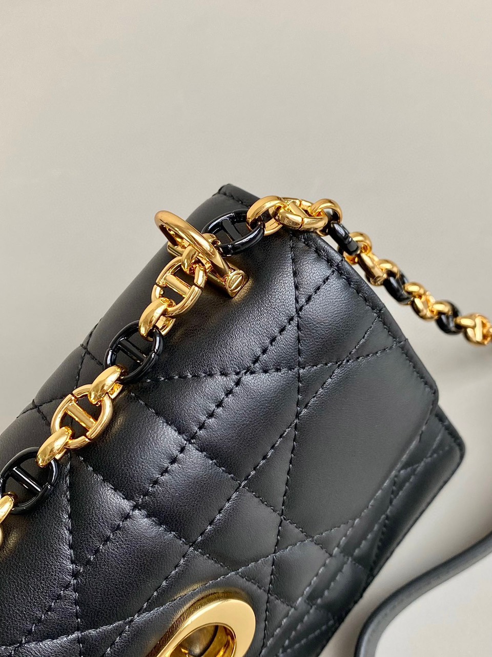 Túi Xách Dior Miss Caro Siêu Cấp Mini Size 17cm