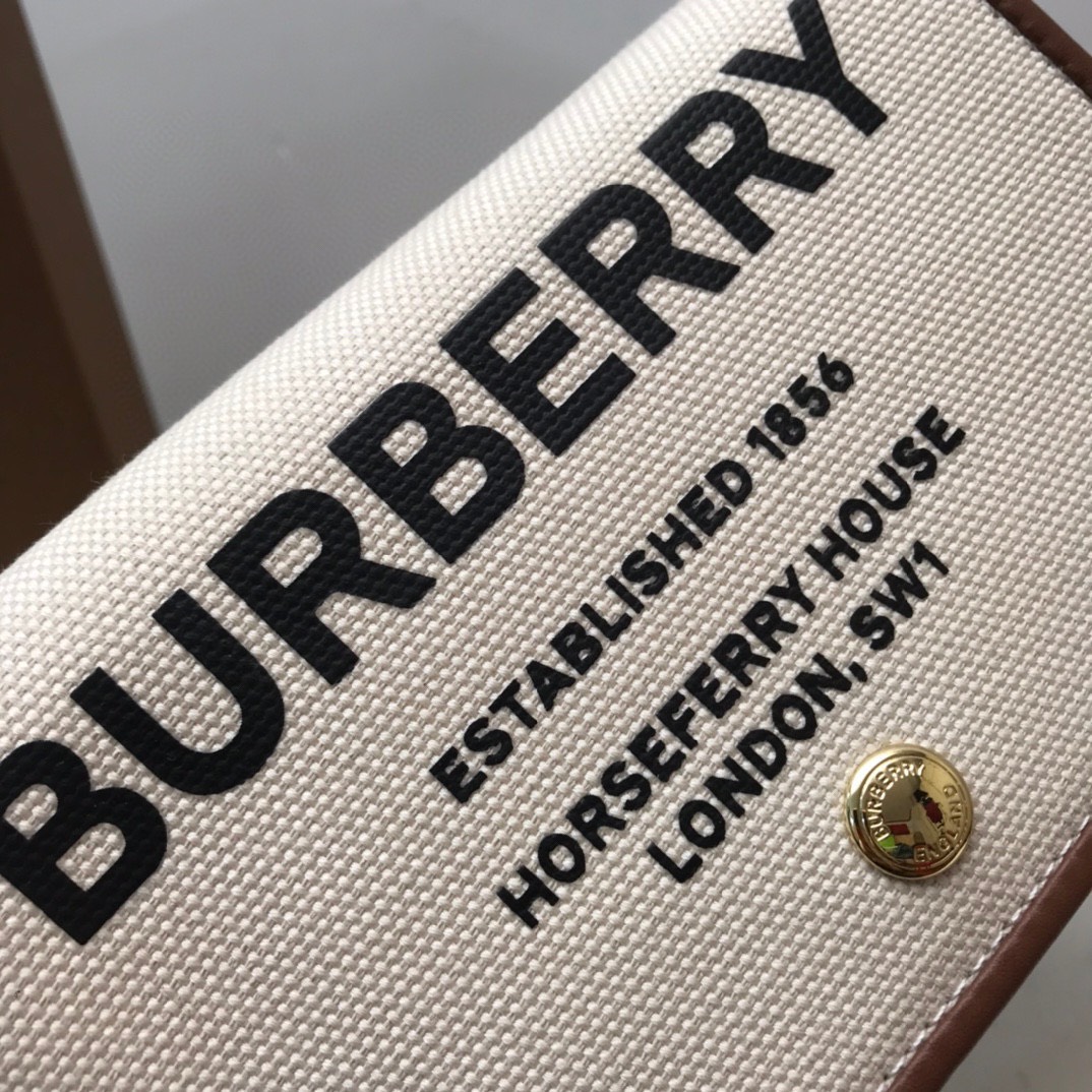 Túi Xách Burberry Horseferry Siêu Cấp Size 18cm M80266081