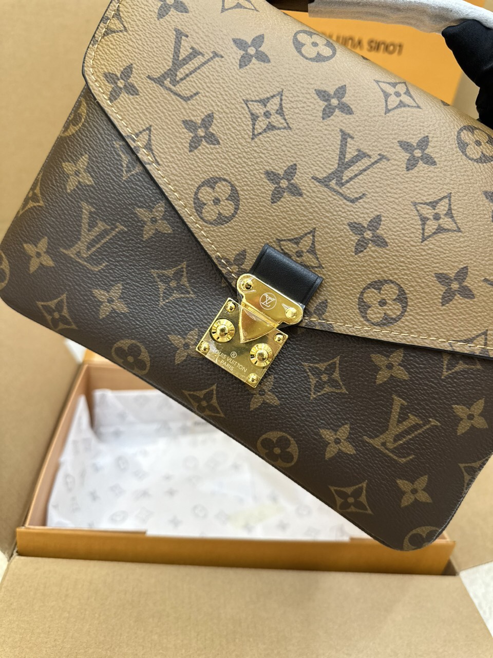 Túi Xách LV Pochette Mestis Super Size 25cm