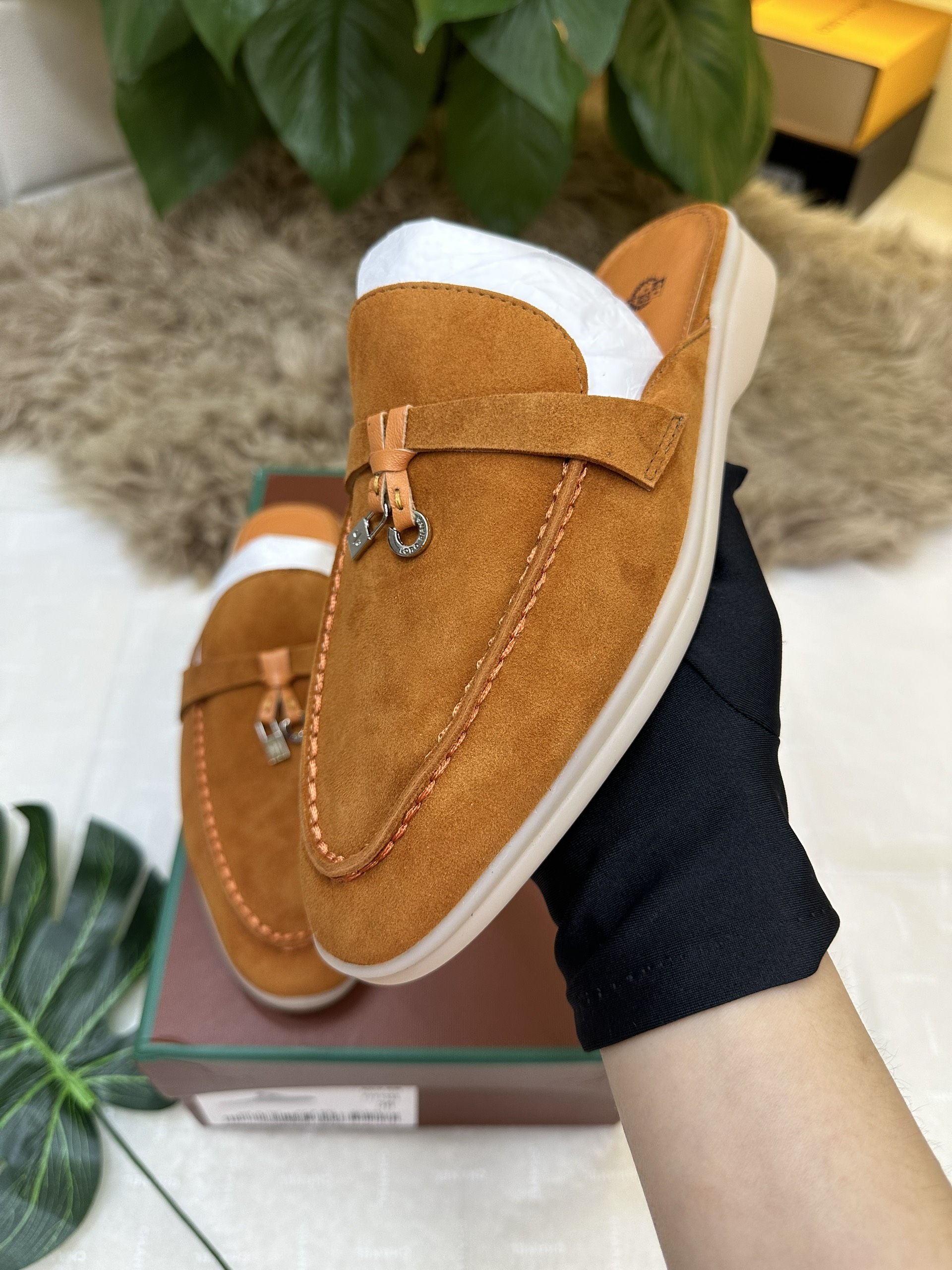 Giày Lười Loro Piana Siêu Cấp Màu Nâu Size 36