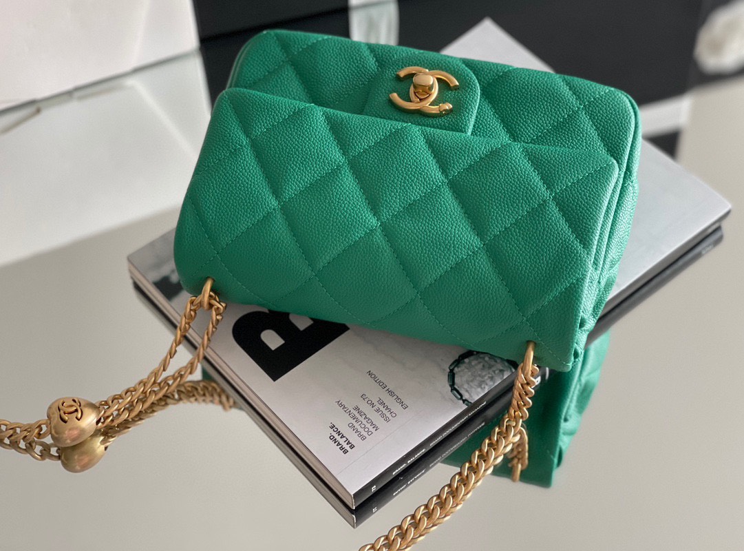 Túi Xách Chanel 23P Classic Hass Vip Màu Xanh Lá Size 20cm